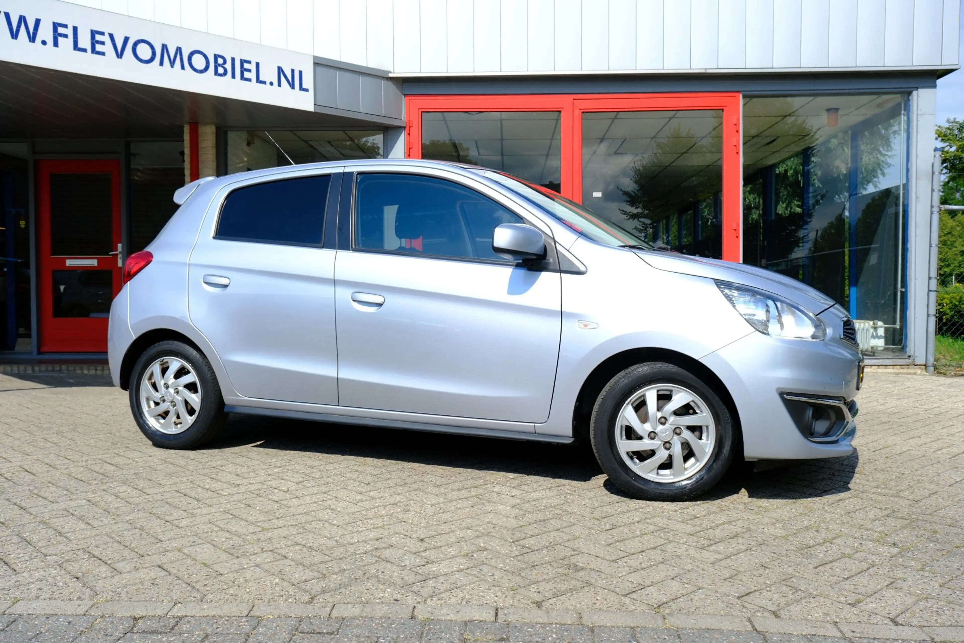 Mitsubishi Space Star 1.0 Active 5-drs *44.000km!* Navi|Airco|CarPlay|LM — photo 4