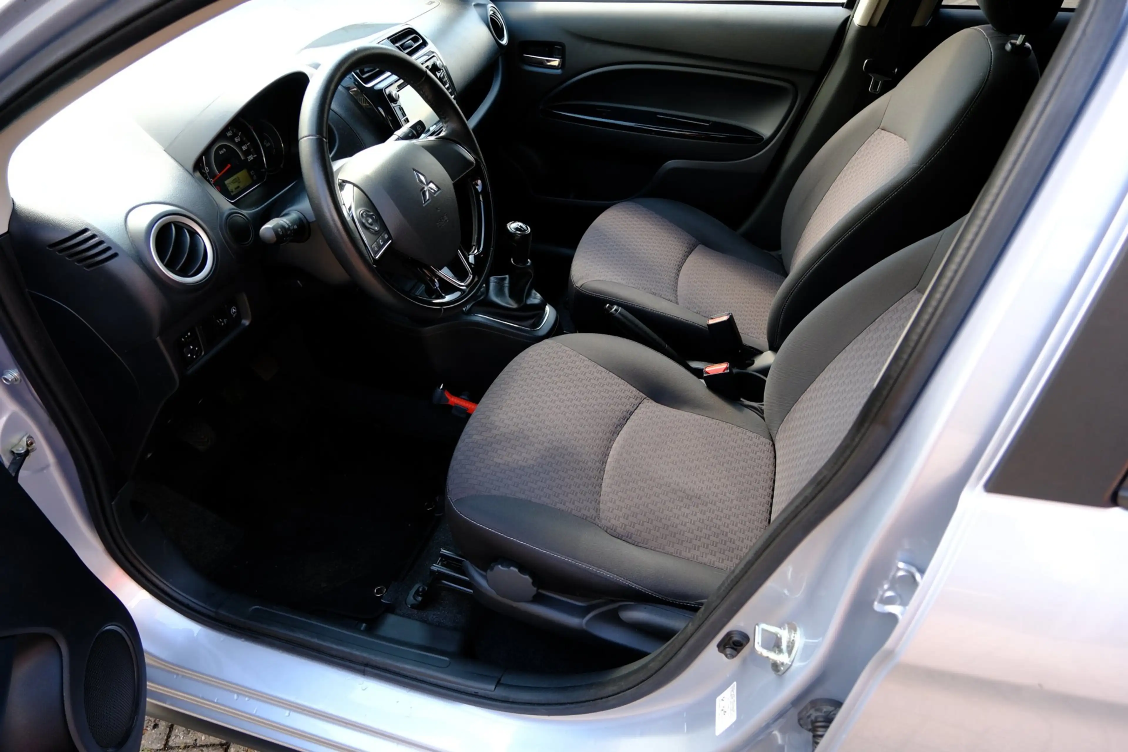 Mitsubishi Space Star 1.0 Active 5-drs *44.000km!* Navi|Airco|CarPlay|LM — photo 2