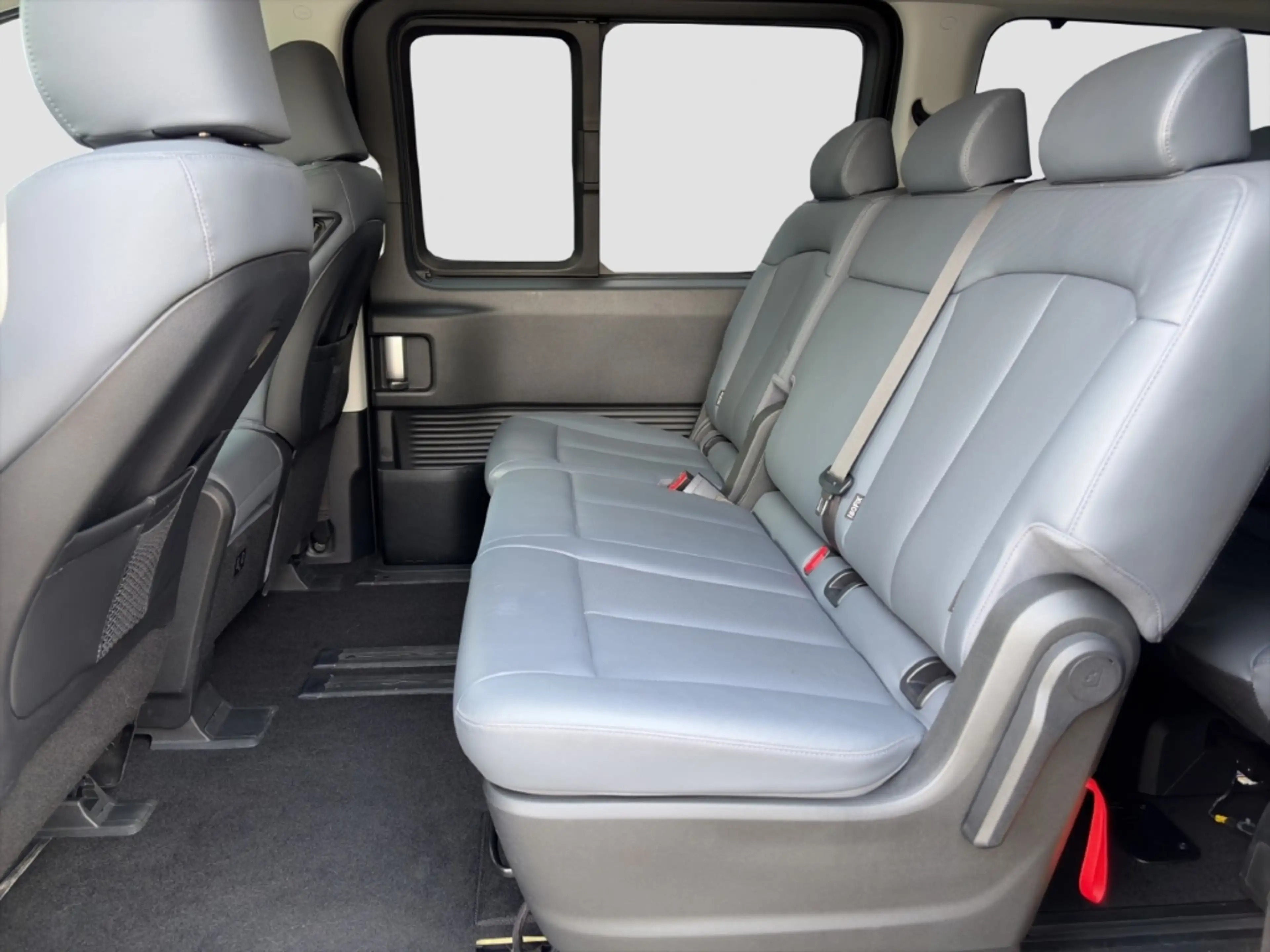 Hyundai STARIA PRIME 2.2 CRDi DCT *CAM*CARPLAY*LEDER*SITZHZG* — photo 8