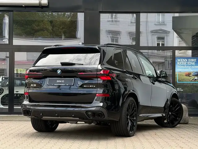 BMW X5 X5 view 2
