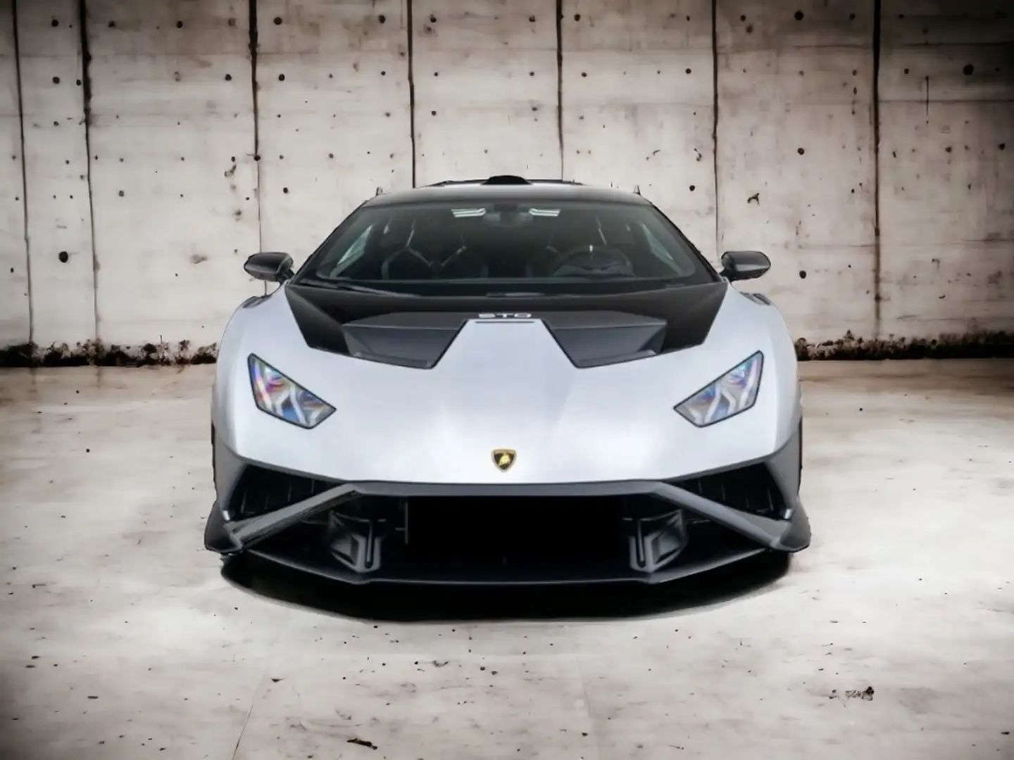 Lamborghini Huracán STO RWD Plateado - 1