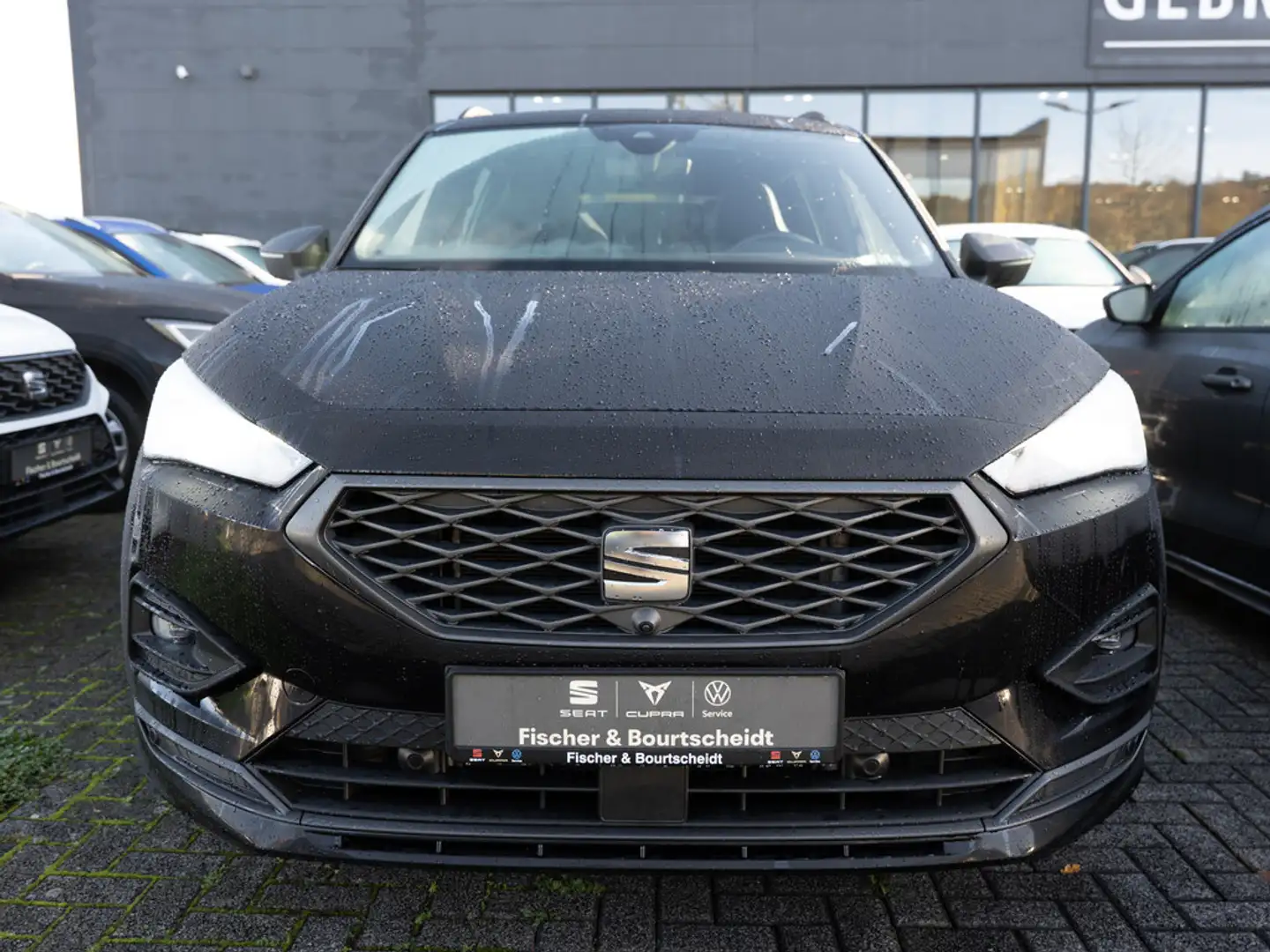 SEAT Tarraco FR 1.4 e-HYBRID NAVI PANO AHK 360° LE Schwarz - 2