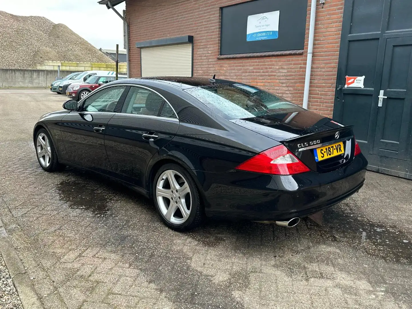 Mercedes-Benz CLS 500 Noir - 2