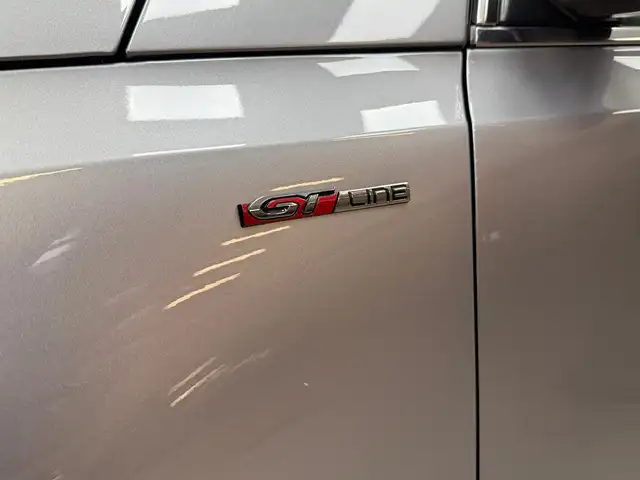 Peugeot 308 view 9