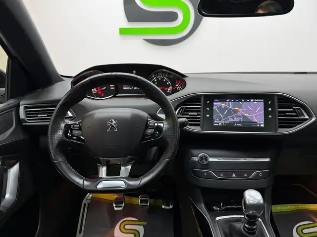 Peugeot 308 view 14