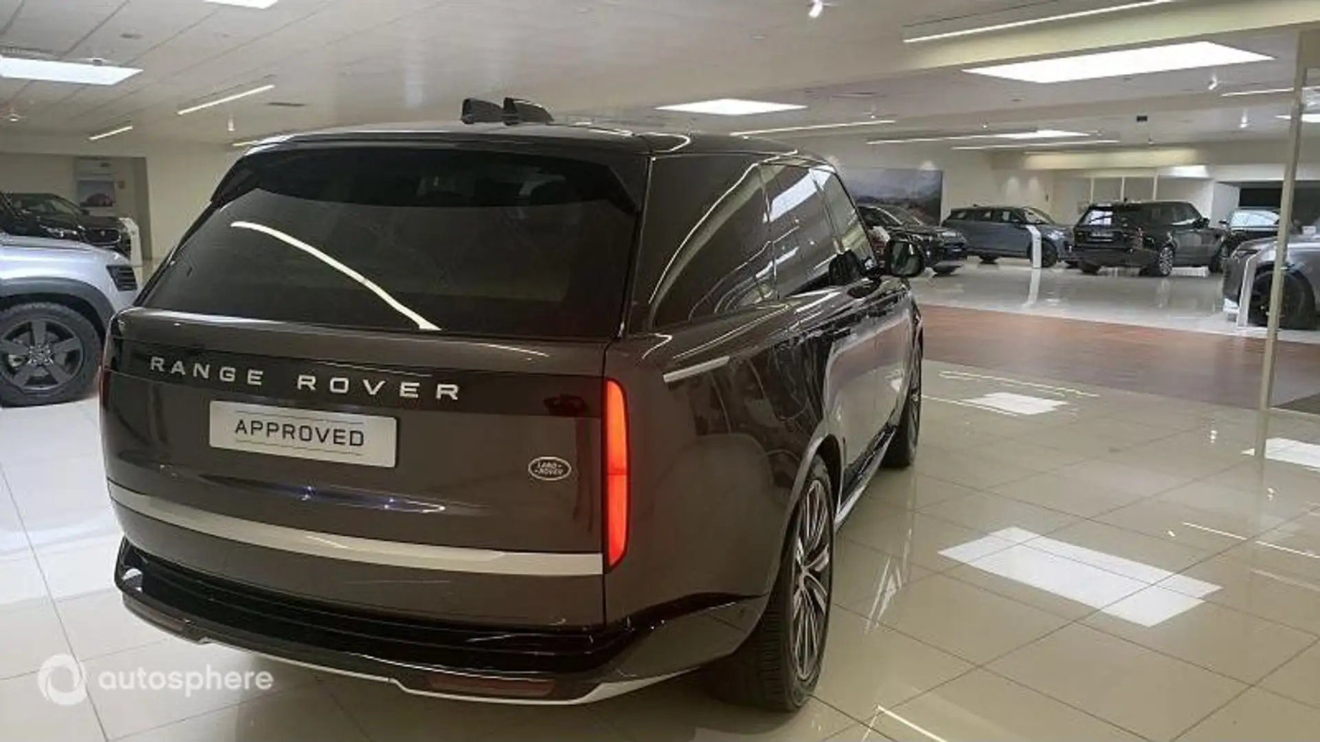 Land Rover Range Rover 3.0 P510e 510ch PHEV Autobiography SWB - 2