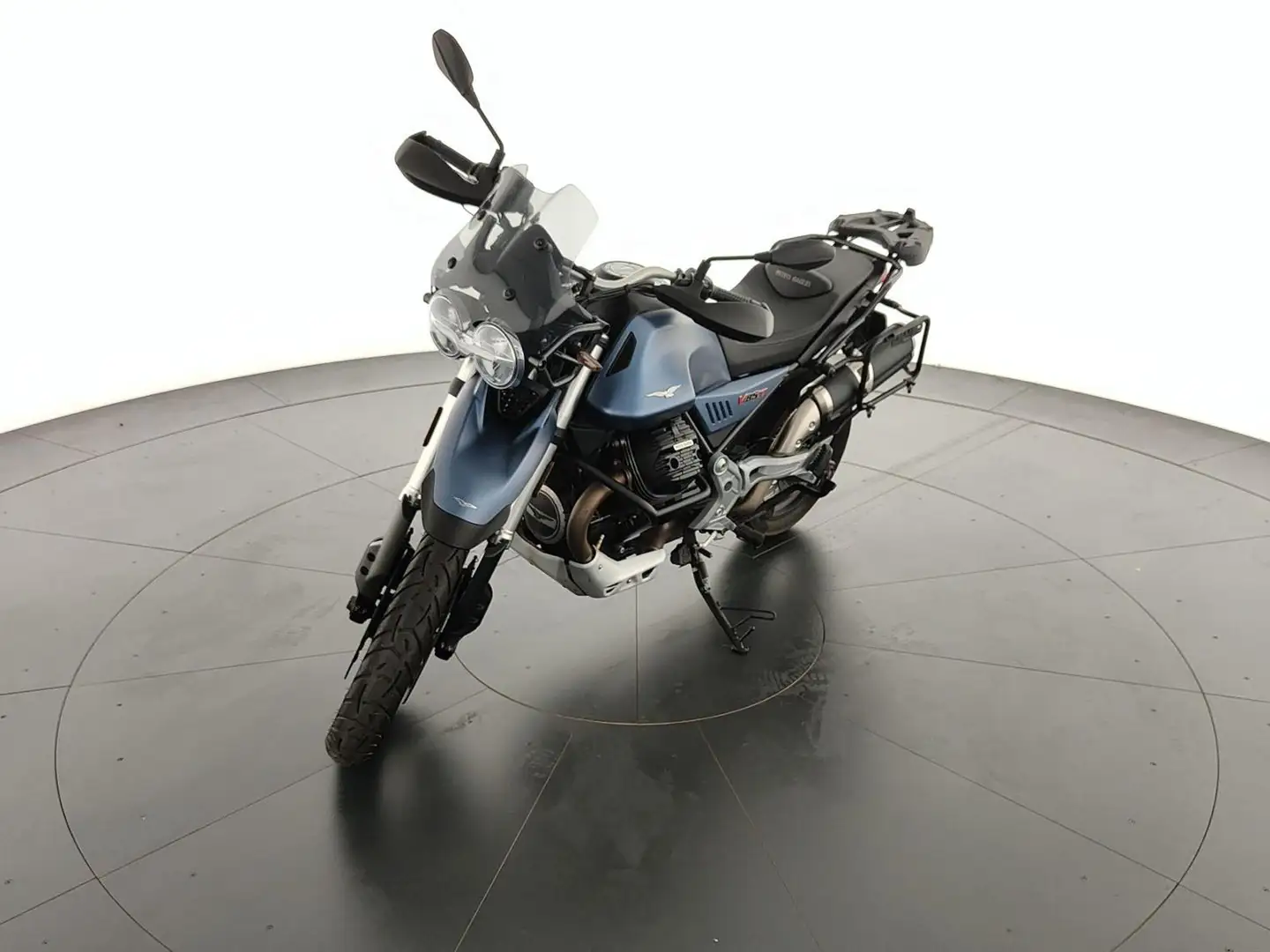 Moto Guzzi V 85 TT Gris - 1