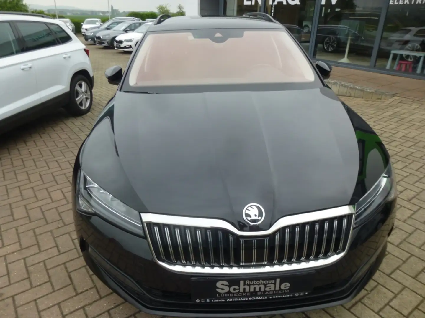 Skoda Superb Combi Ambition 2.0 TDI EU6d AHK Schwarz - 2