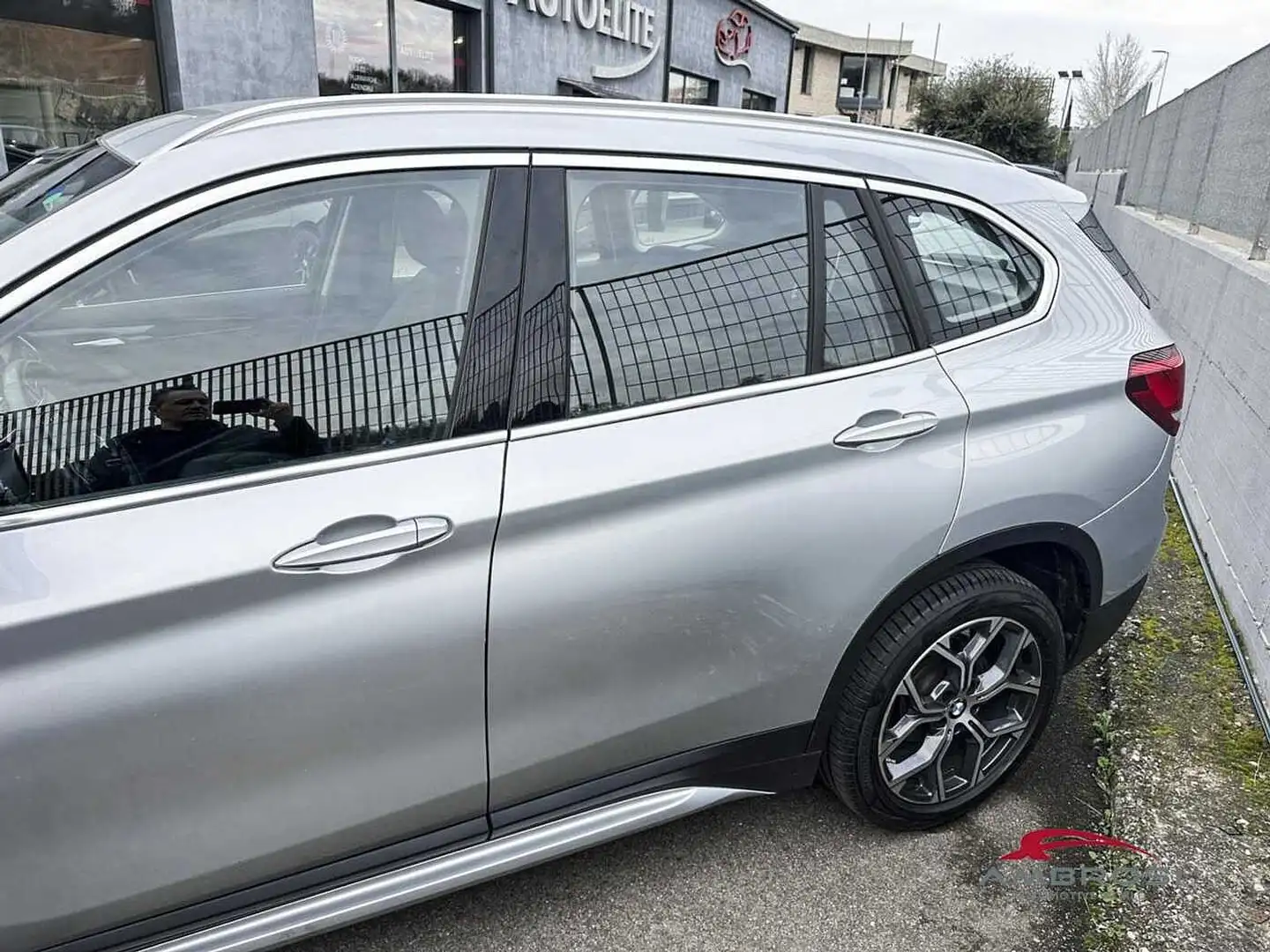 BMW X1 sDrive18d X-Line Argento - 2