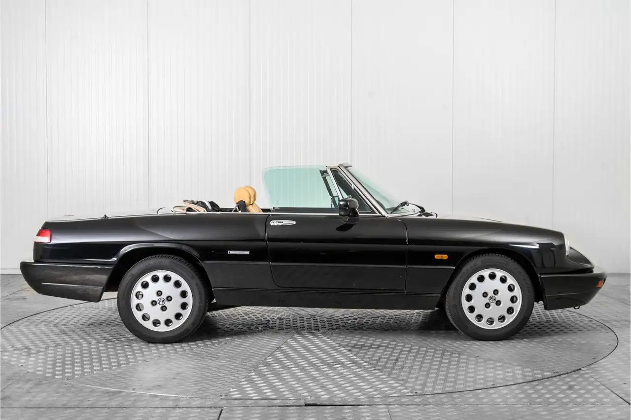 Alfa Romeo Spider 2.0, foto 10