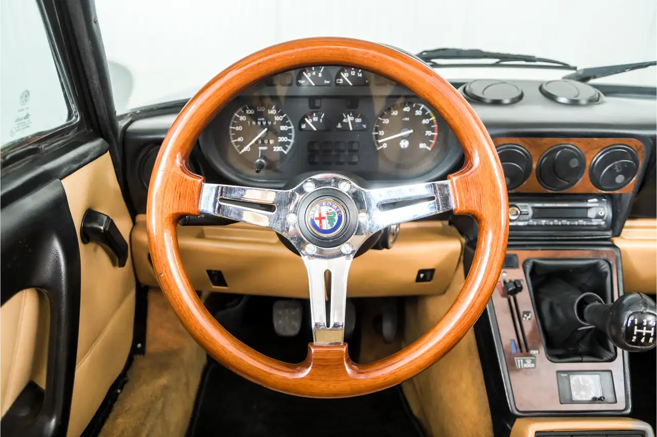 Alfa Romeo Spider 2.0, foto 8