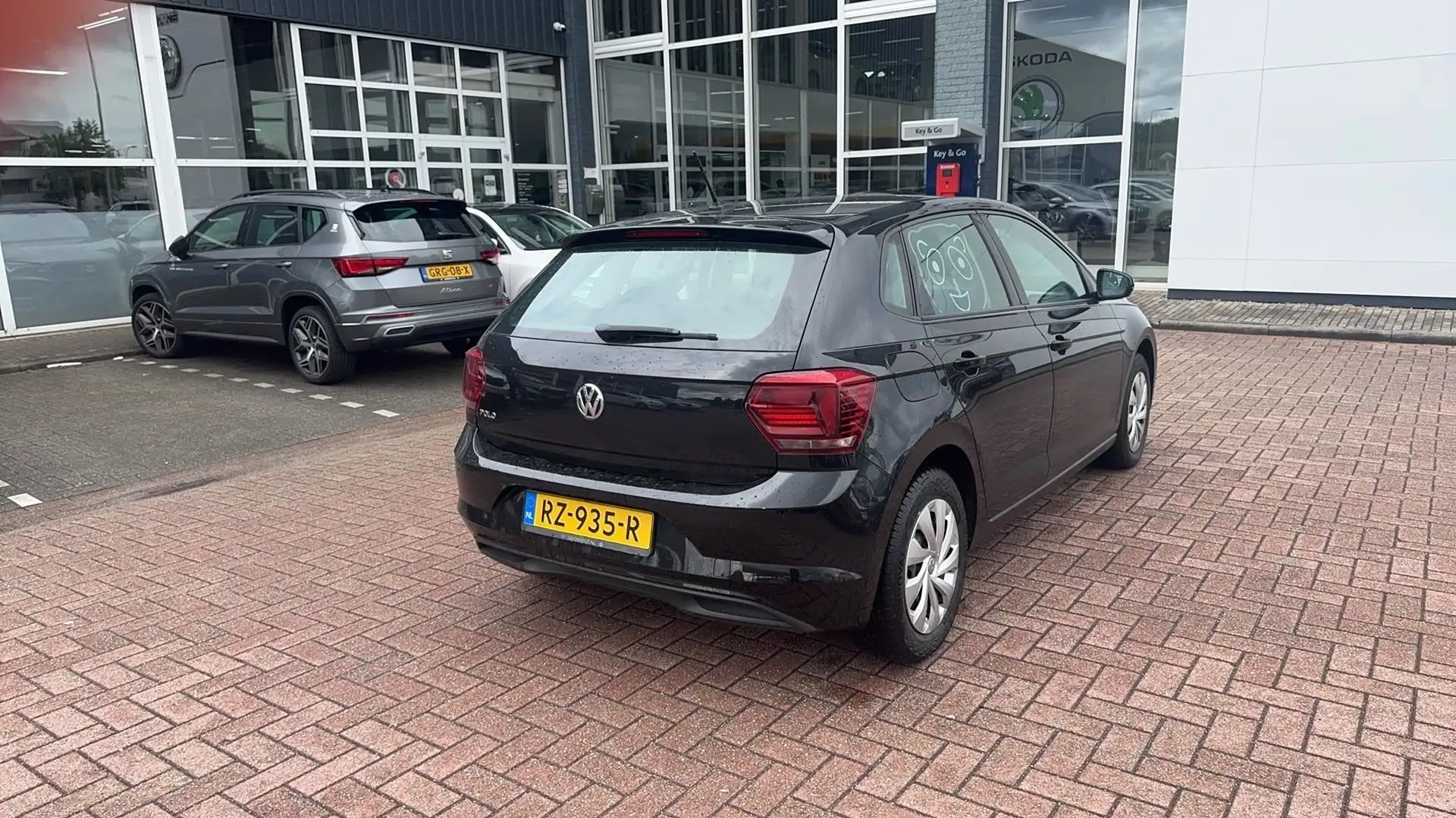 Volkswagen Polo 1.0 TSI 95pk Comfortline Noir - 2