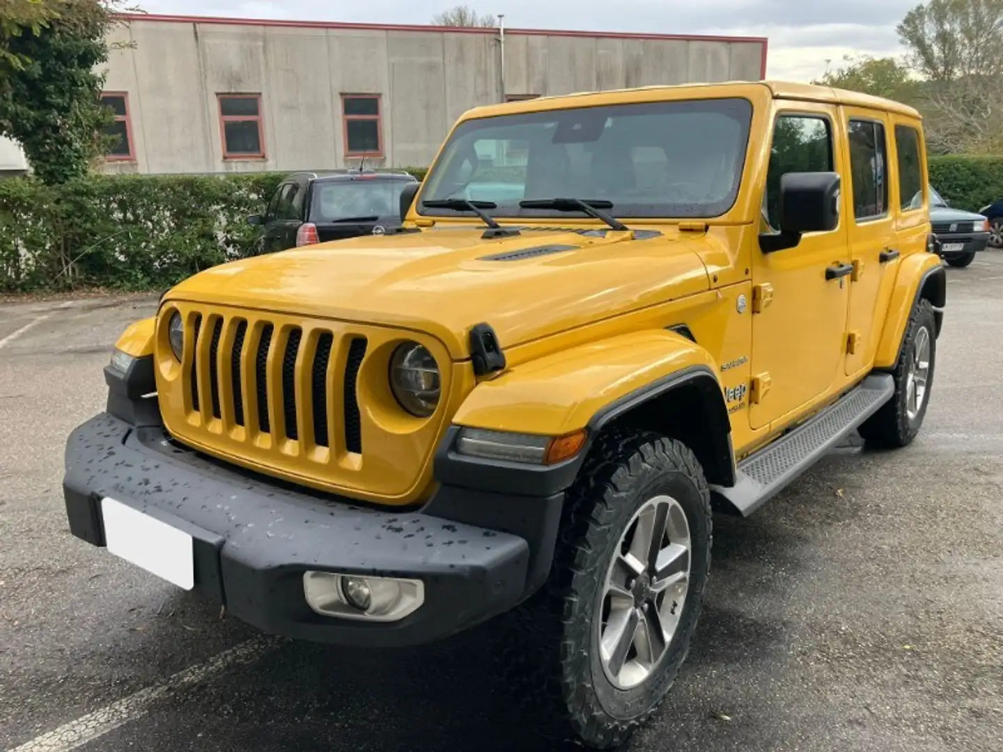 Jeep Wrangler Unlimited 2.2 Mjt II Sahara Amarillo - 1
