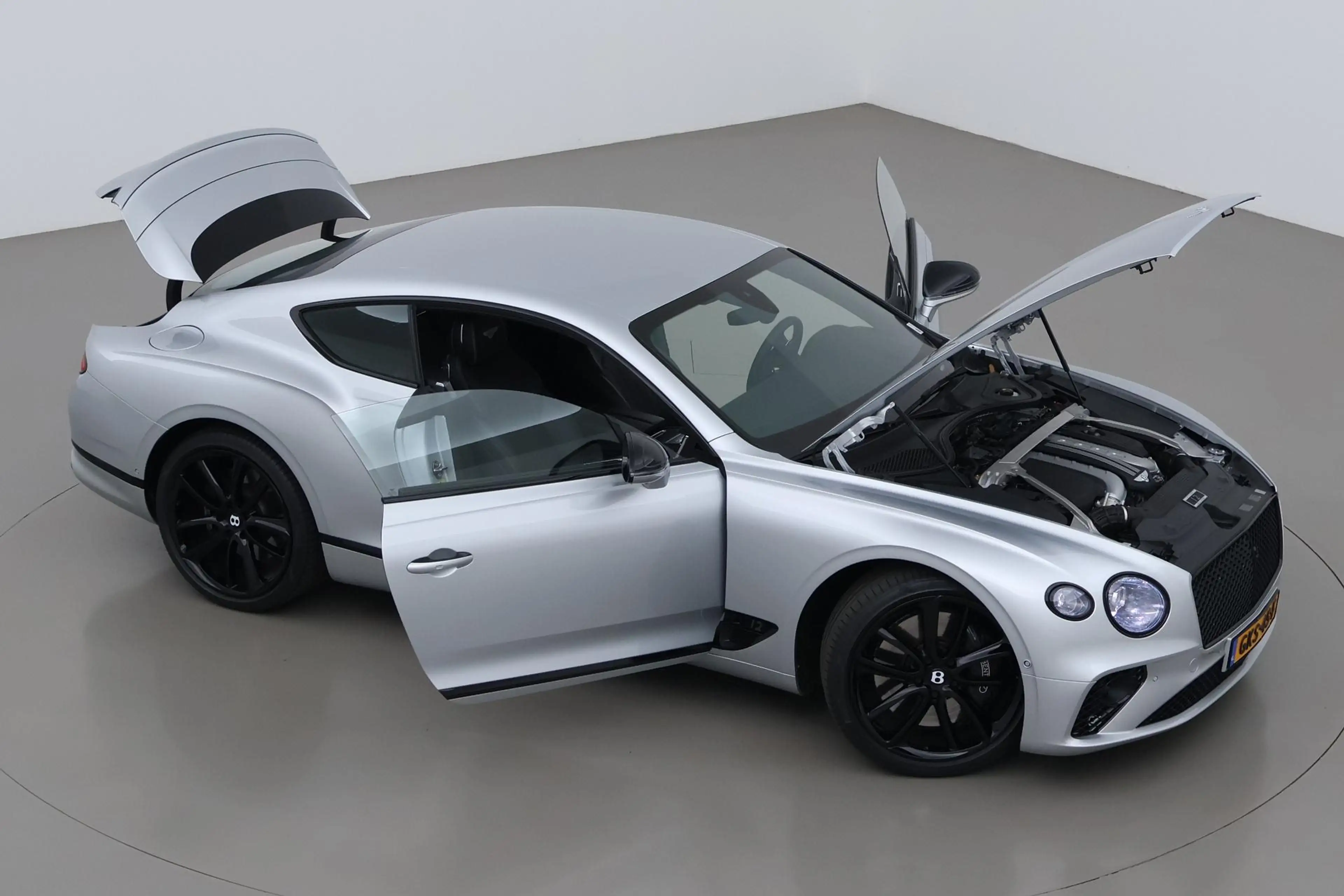 Bentley Continental GT 6.0 W12 First Edition | Luchtvering | Bang&Olufsen — photo 6