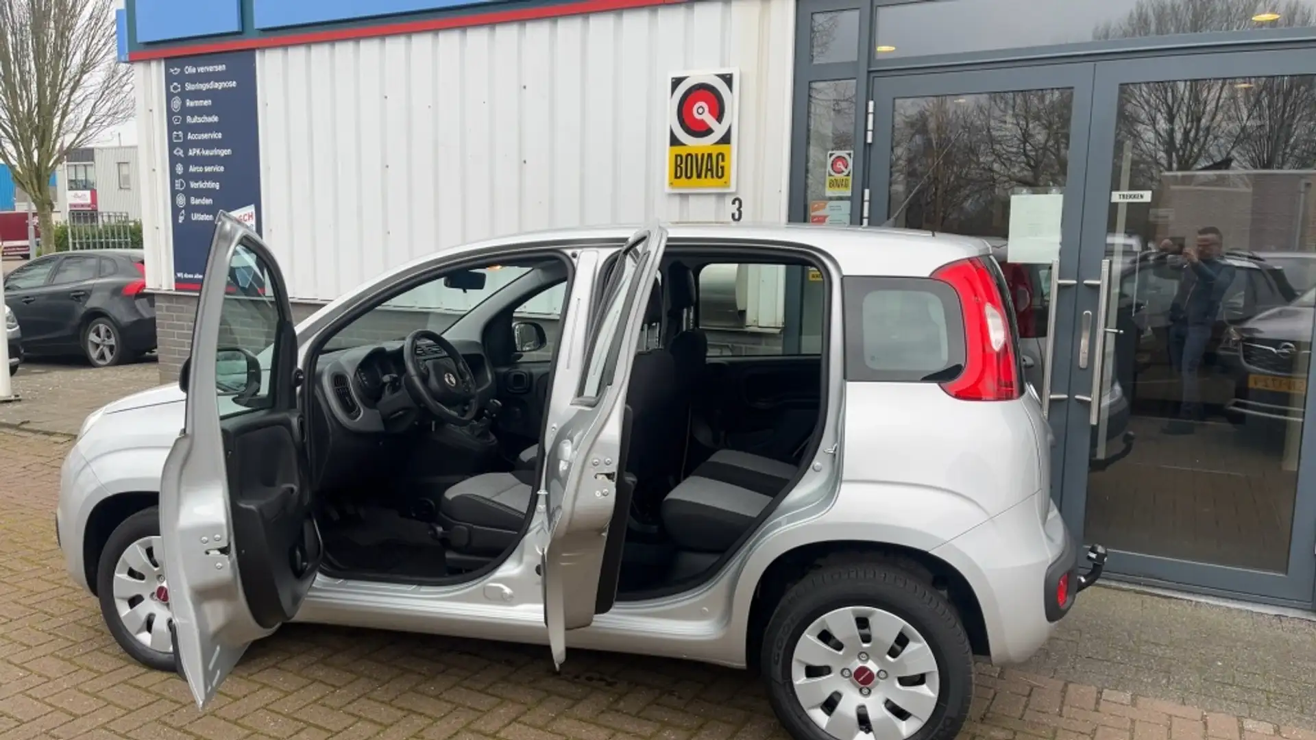 Fiat Panda 0.9 TwinAir Lounge AC, Electr pakket, Audio, Trekh Grijs - 2