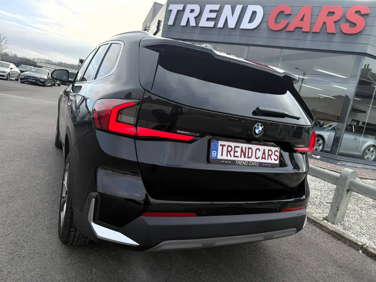 BMW X1 Sdrive18i AUT. PANO KEYLESS CUIR CAM LED AMBI H.K GA 1AN, миниатюра 5