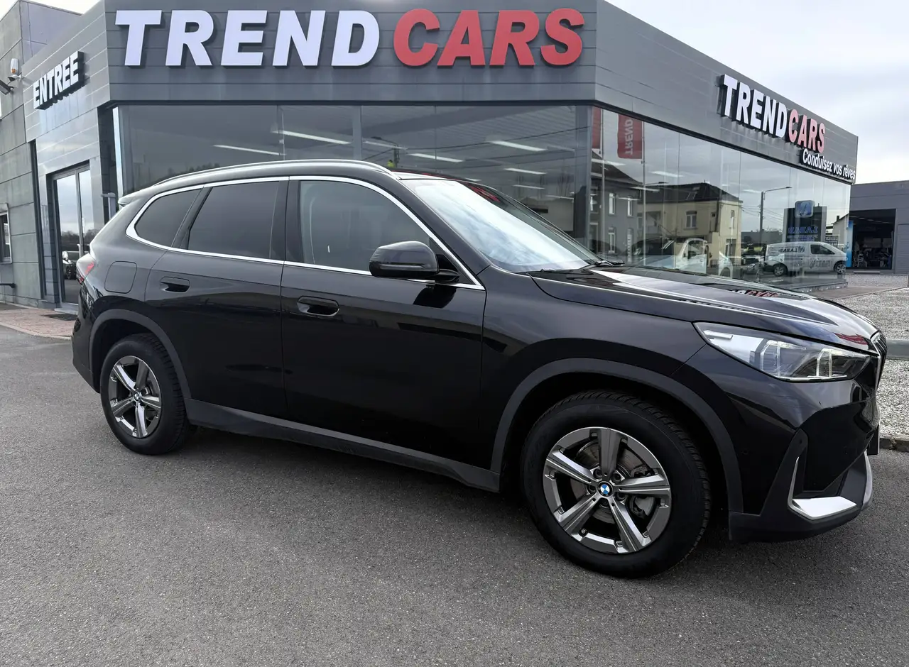 BMW X1 Sdrive18i AUT. PANO KEYLESS CUIR CAM LED AMBI H.K GA 1AN, миниатюра 3