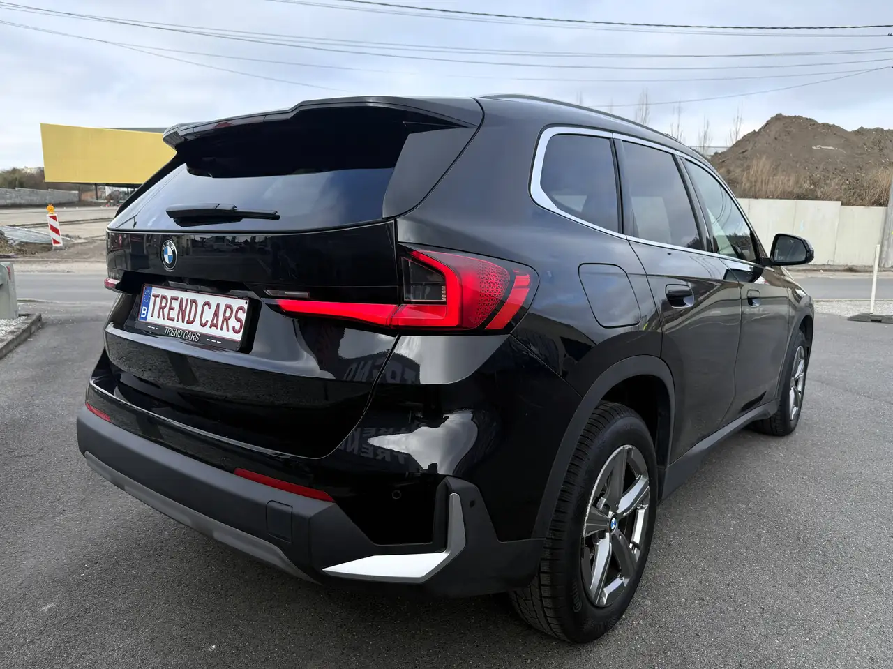 BMW X1 Sdrive18i AUT. PANO KEYLESS CUIR CAM LED AMBI H.K GA 1AN, миниатюра 6