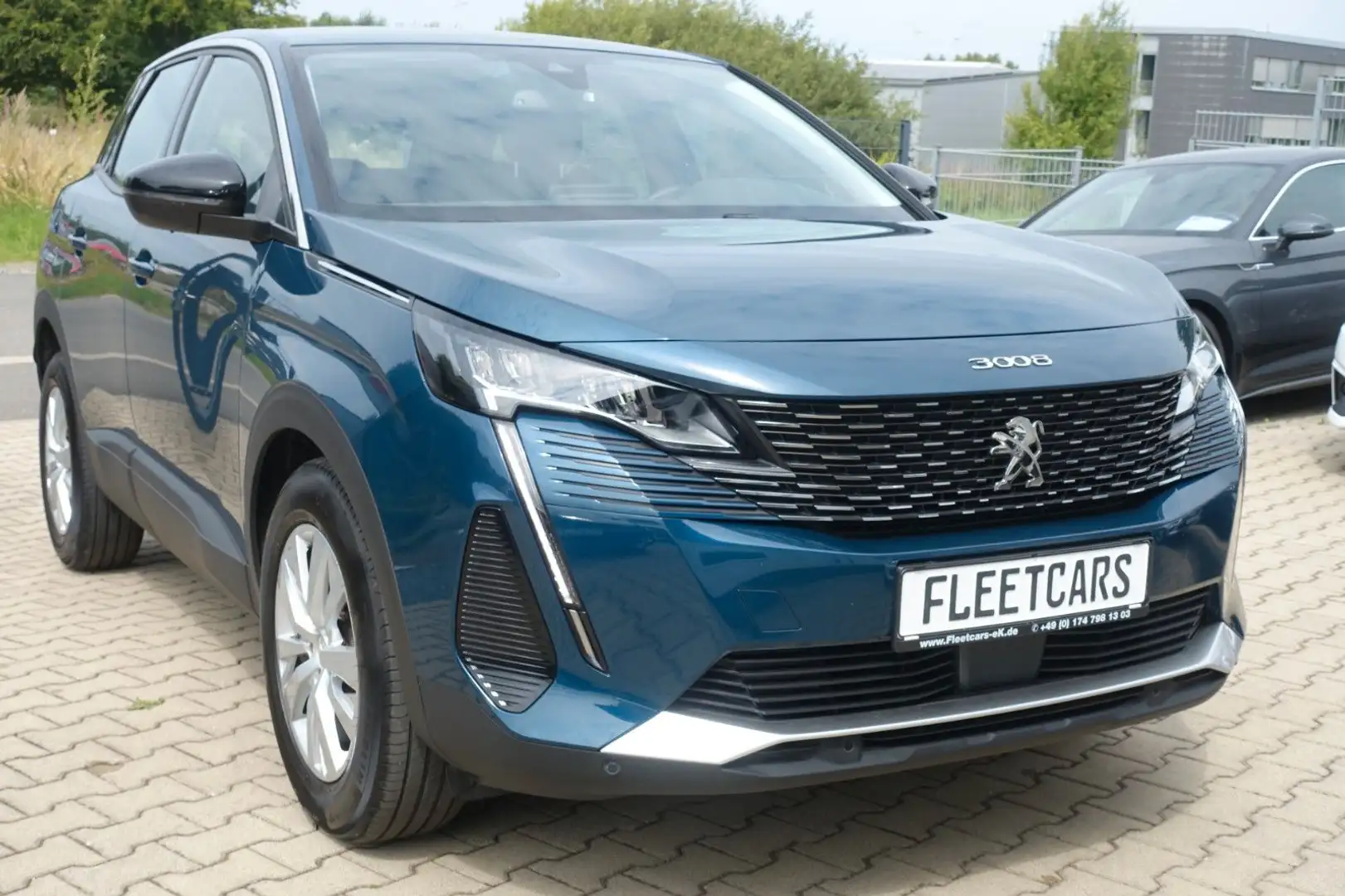 Peugeot 3008 Active Pack Aut. -Einparkhilfe -Sitzheizung Blau - 2