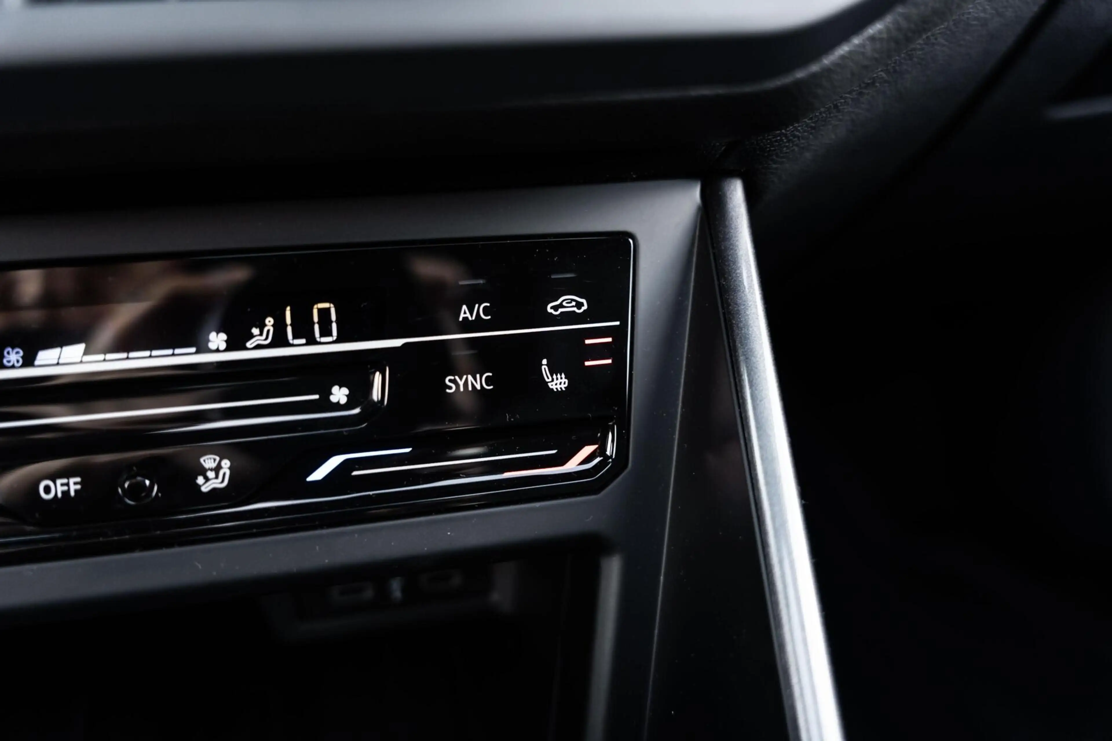 Volkswagen Polo GTI 2.0 TSI Pano DSG ACC Stoelverwarming — photo 35
