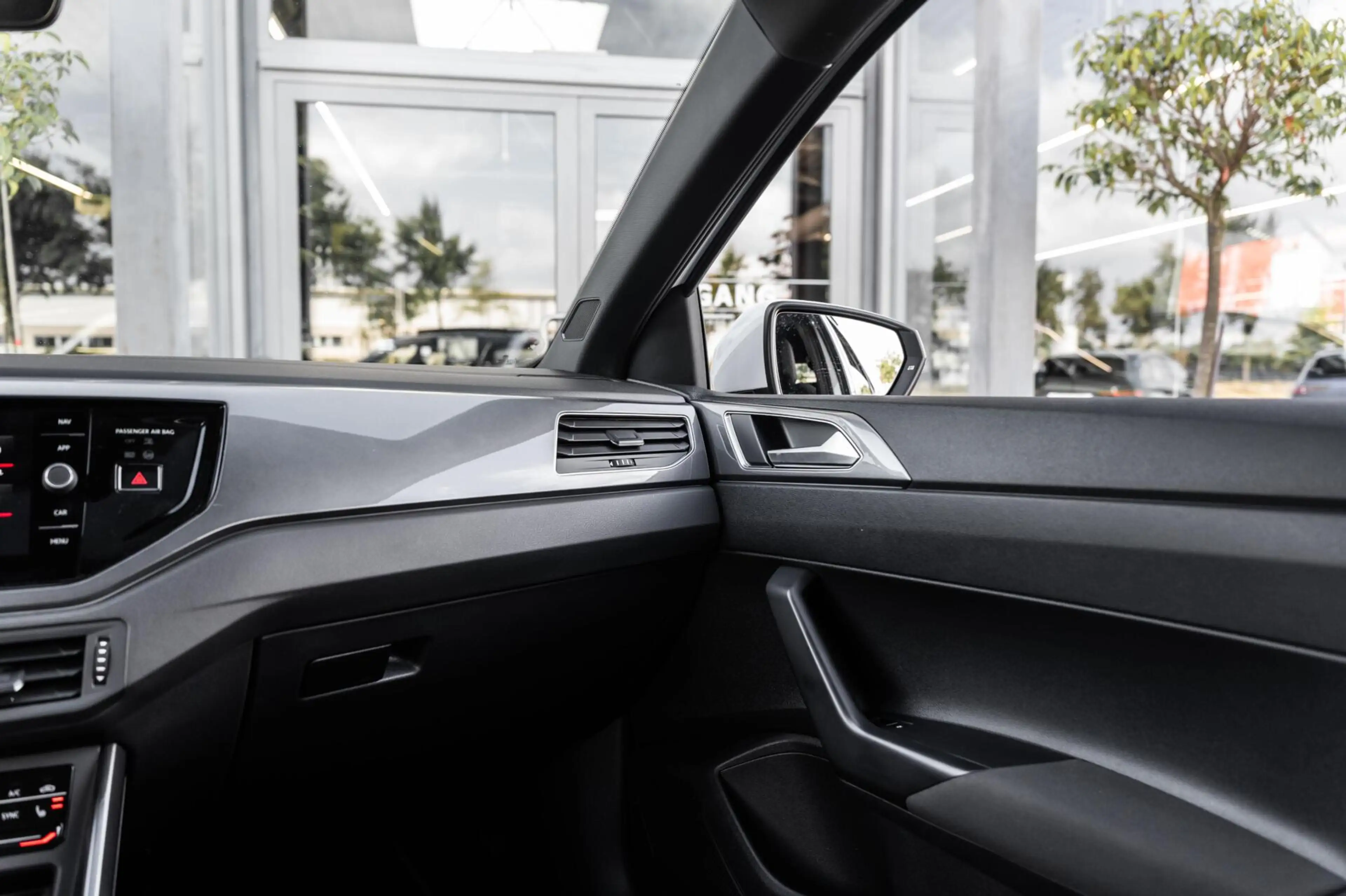 Volkswagen Polo GTI 2.0 TSI Pano DSG ACC Stoelverwarming — photo 43