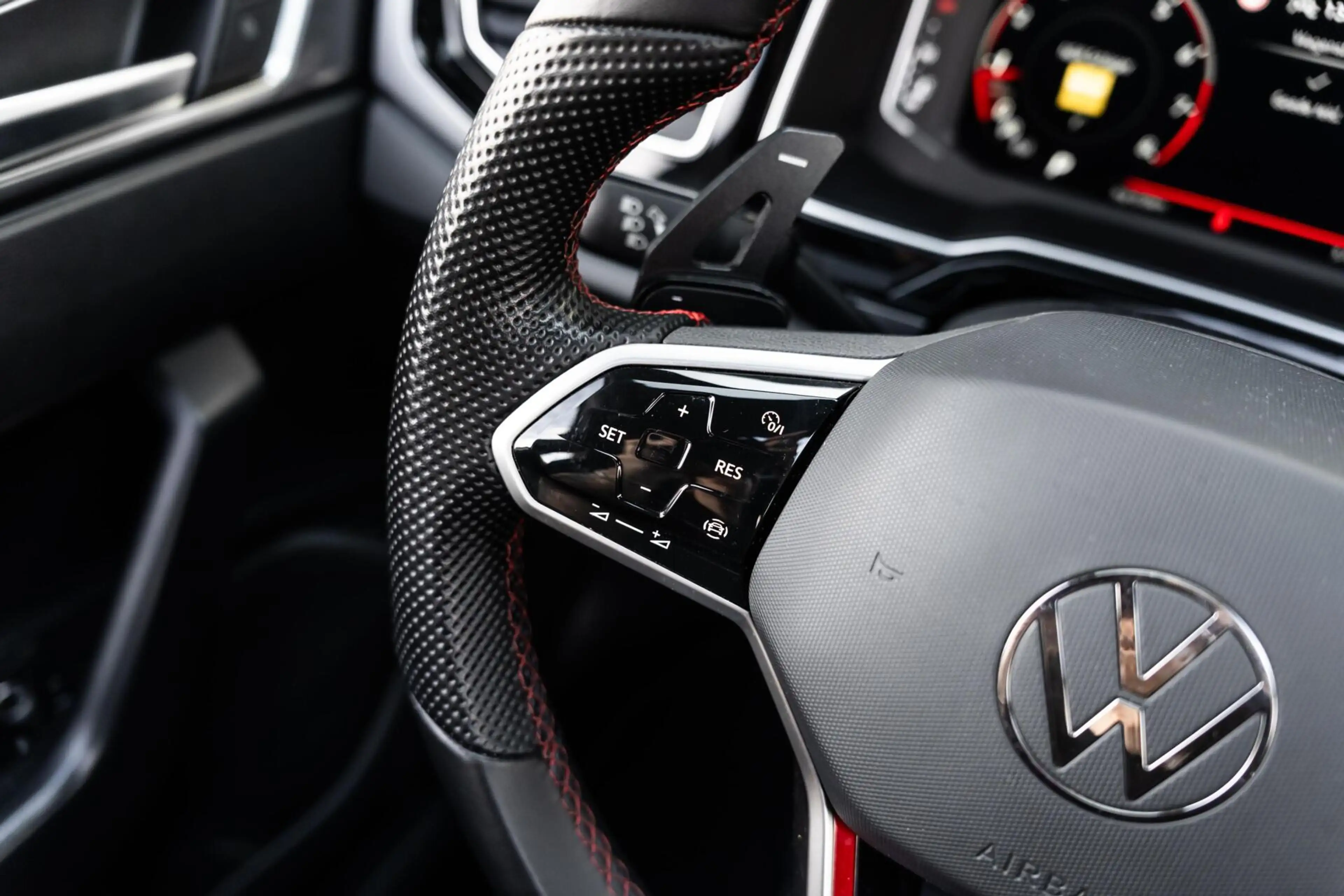 Volkswagen Polo GTI 2.0 TSI Pano DSG ACC Stoelverwarming — photo 21