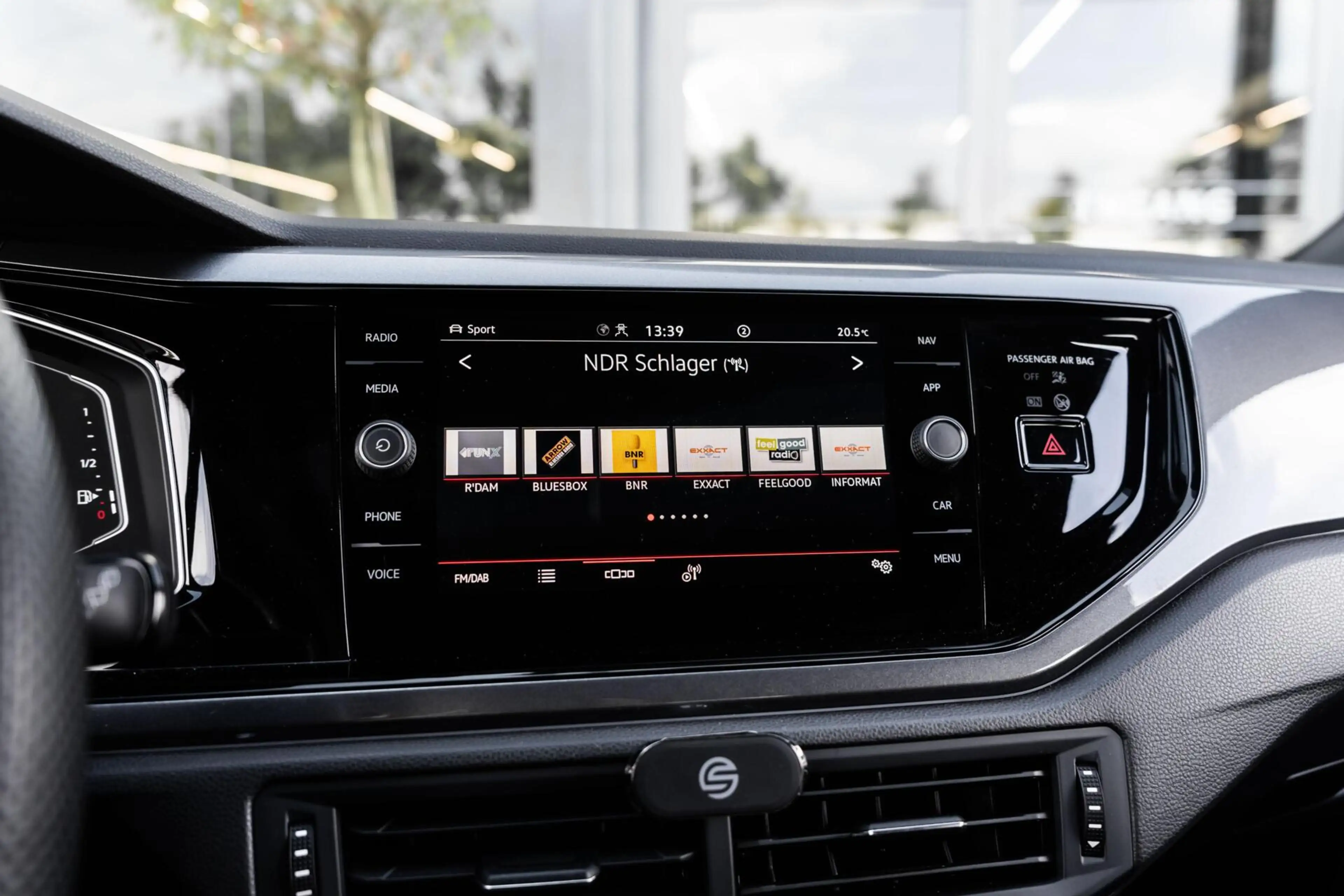 Volkswagen Polo GTI 2.0 TSI Pano DSG ACC Stoelverwarming — photo 36
