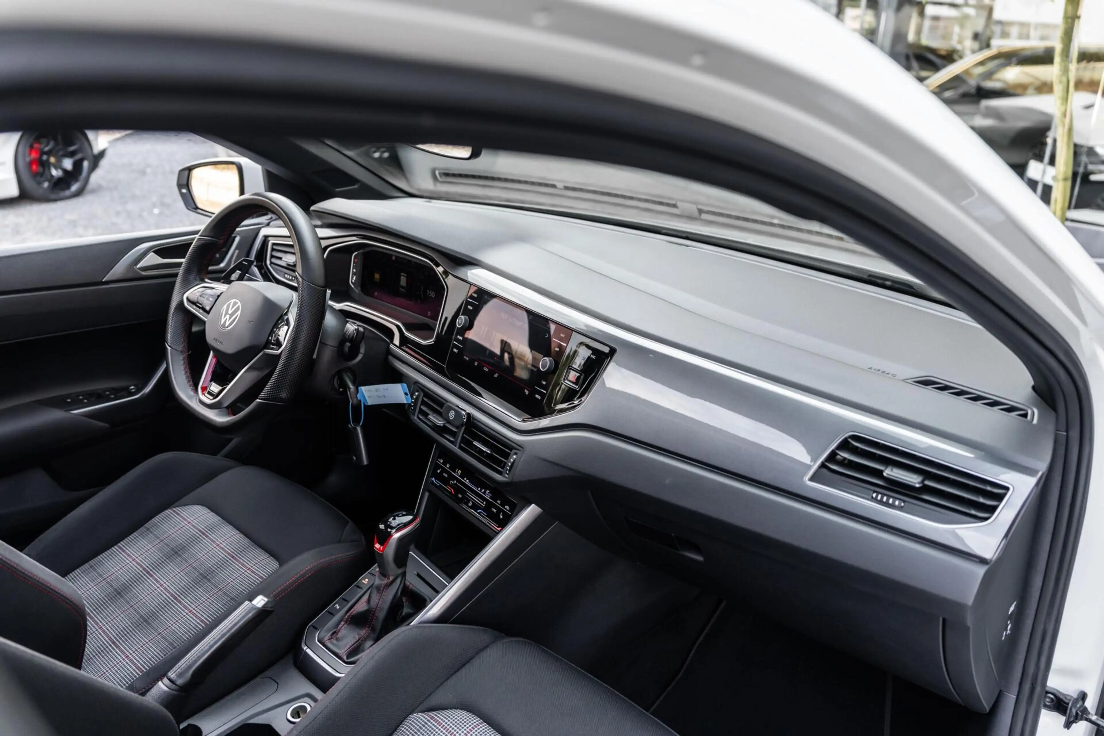 Volkswagen Polo GTI 2.0 TSI Pano DSG ACC Stoelverwarming — photo 20