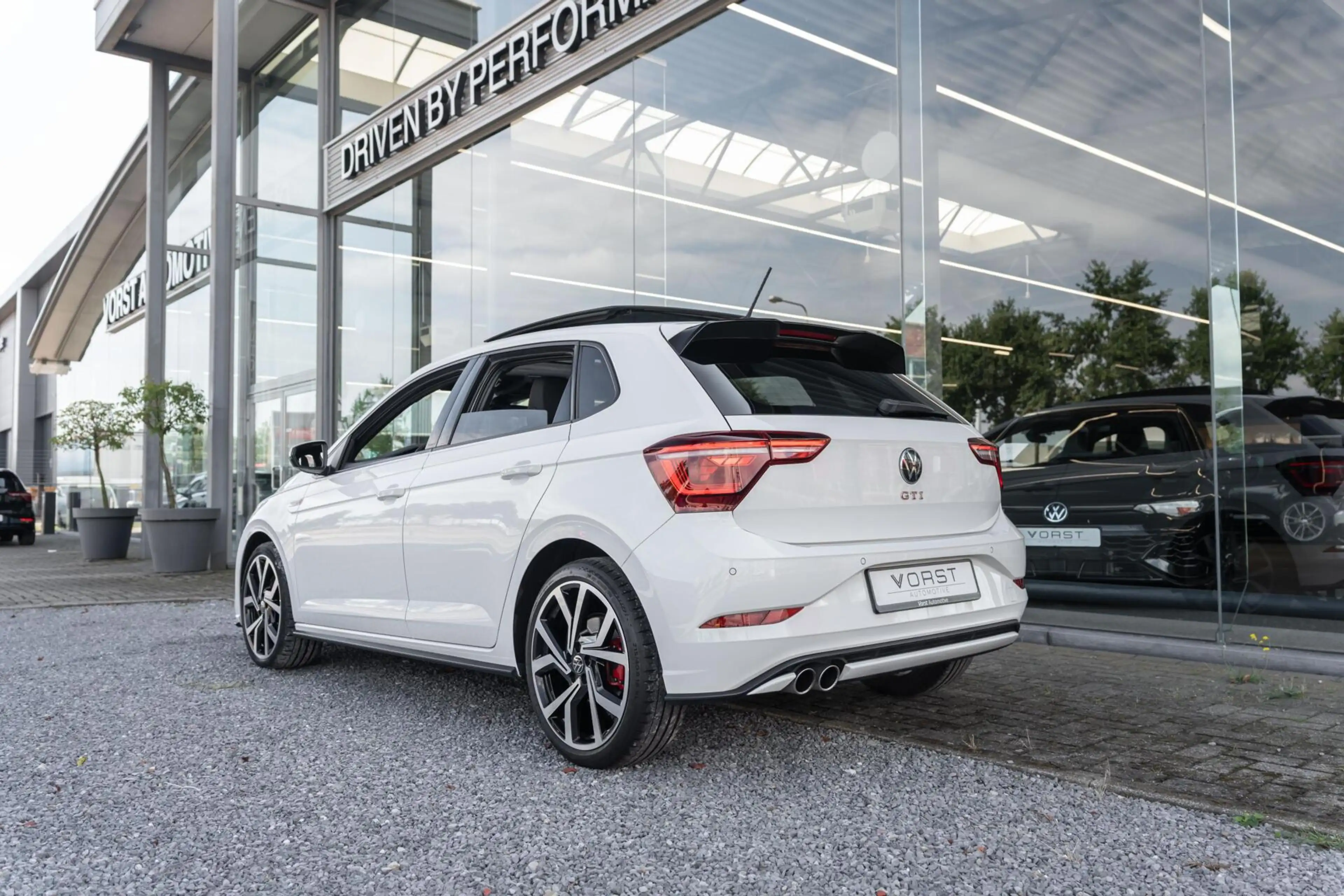Volkswagen Polo GTI 2.0 TSI Pano DSG ACC Stoelverwarming — photo 12
