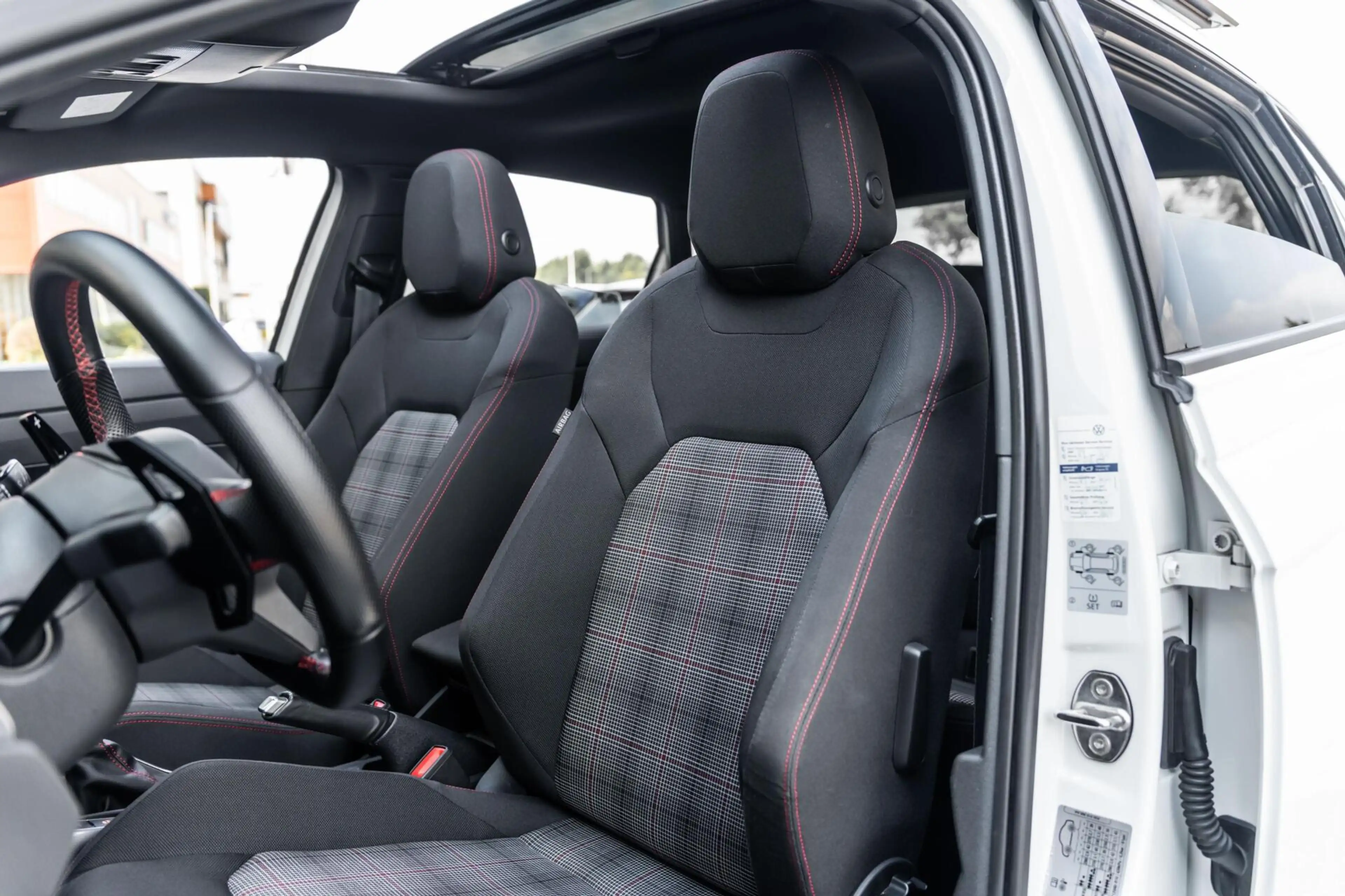 Volkswagen Polo GTI 2.0 TSI Pano DSG ACC Stoelverwarming — photo 24