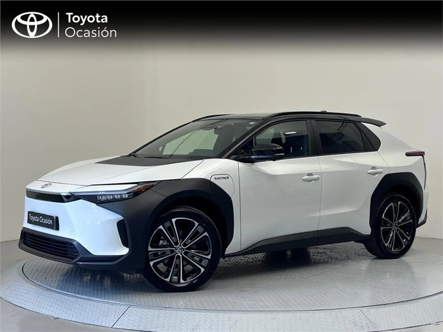Toyota bZ4X 220E 4X4 Style Plus - 1