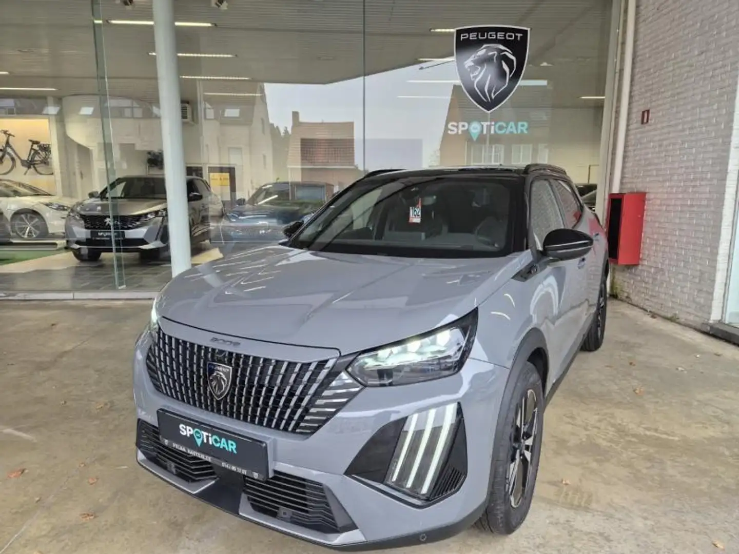 Peugeot 2008 ALCANTARA + MASSAGE/NAVI/360 C GT MASSAGE ALCANTAR Gris - 1