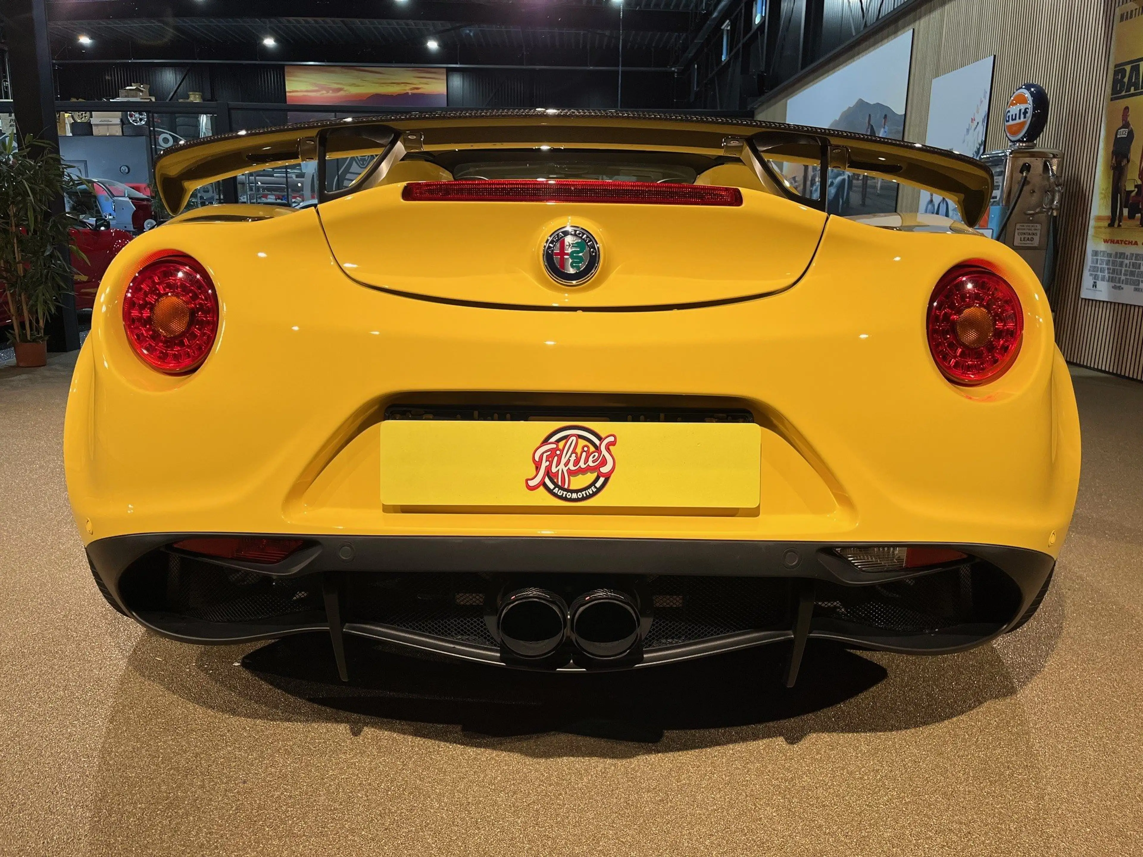 Alfa Romeo 4C 1750TBI TCT — photo 8