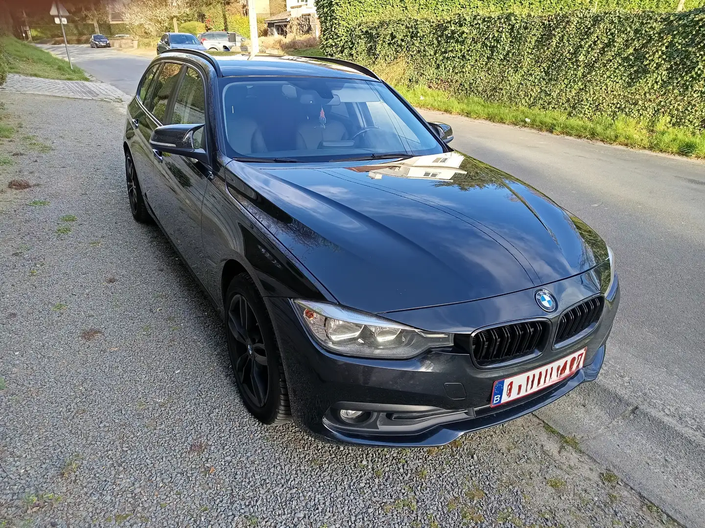 BMW 316 Touring 316 d Business Edition Zwart - 2