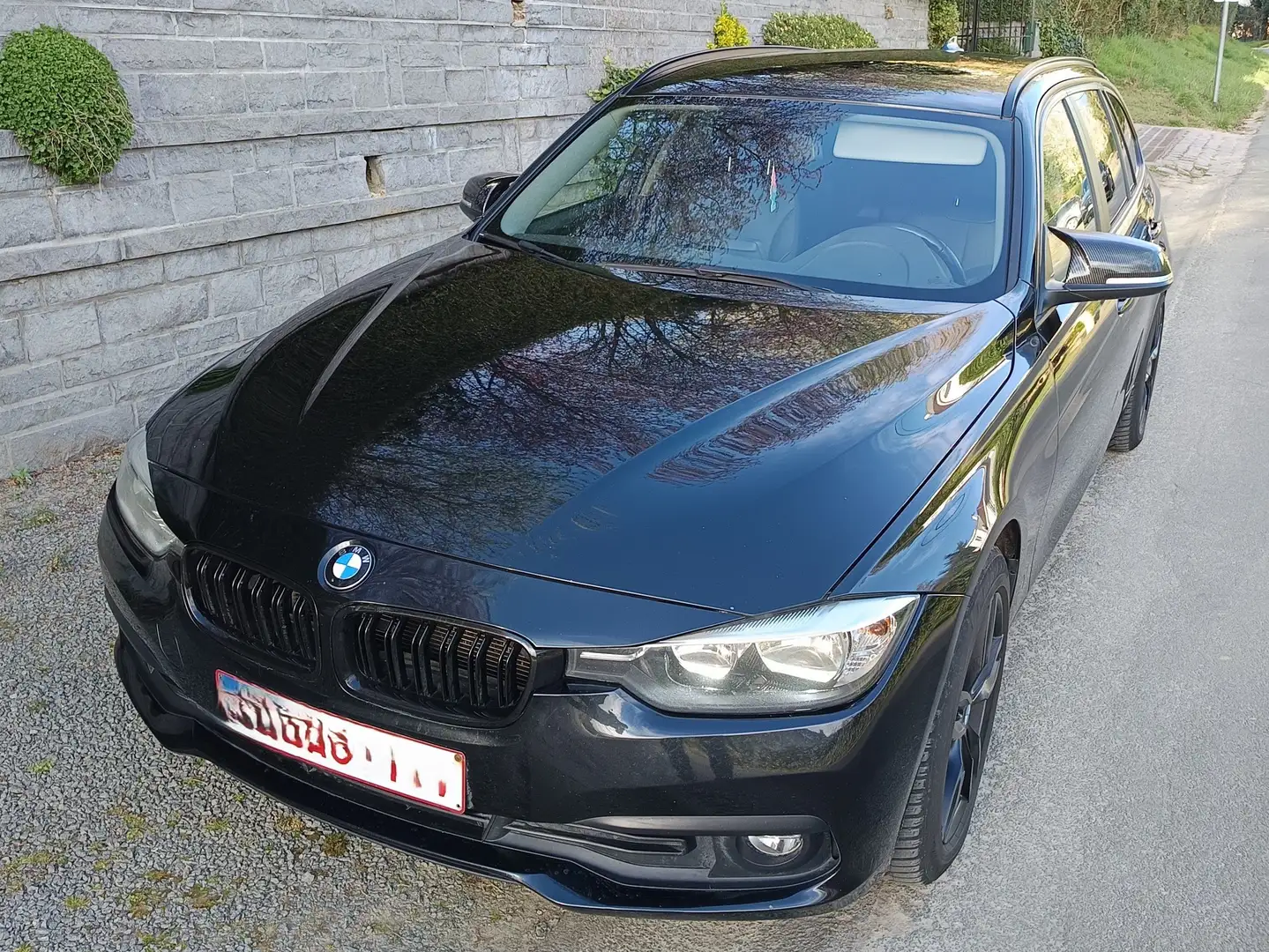 BMW 316 Touring 316 d Business Edition Zwart - 1
