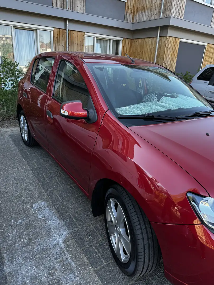 Renault Sandero Rot - 2