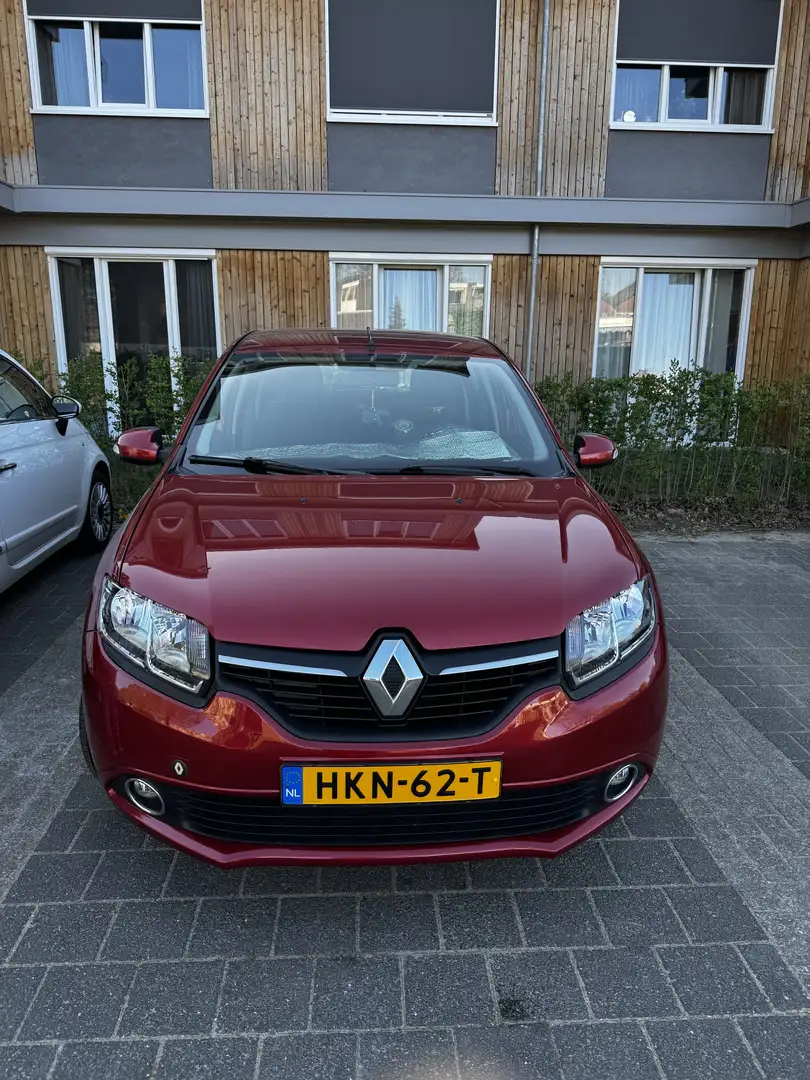Renault Sandero Rot - 1