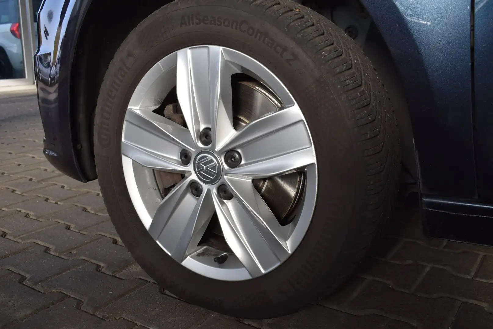 Volkswagen Caddy Maxi 2.0 TDI Highline 7-Sitzer LED Navi Blauw - 2