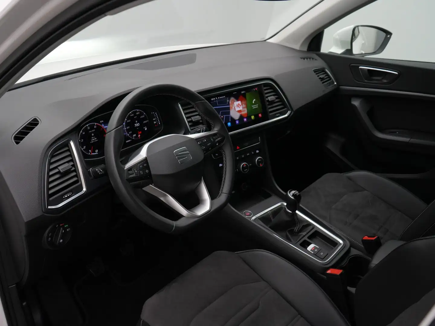 SEAT Ateca 1.5 TSI 150 pk Style Business Intense | Trekhaak | Blanc - 2