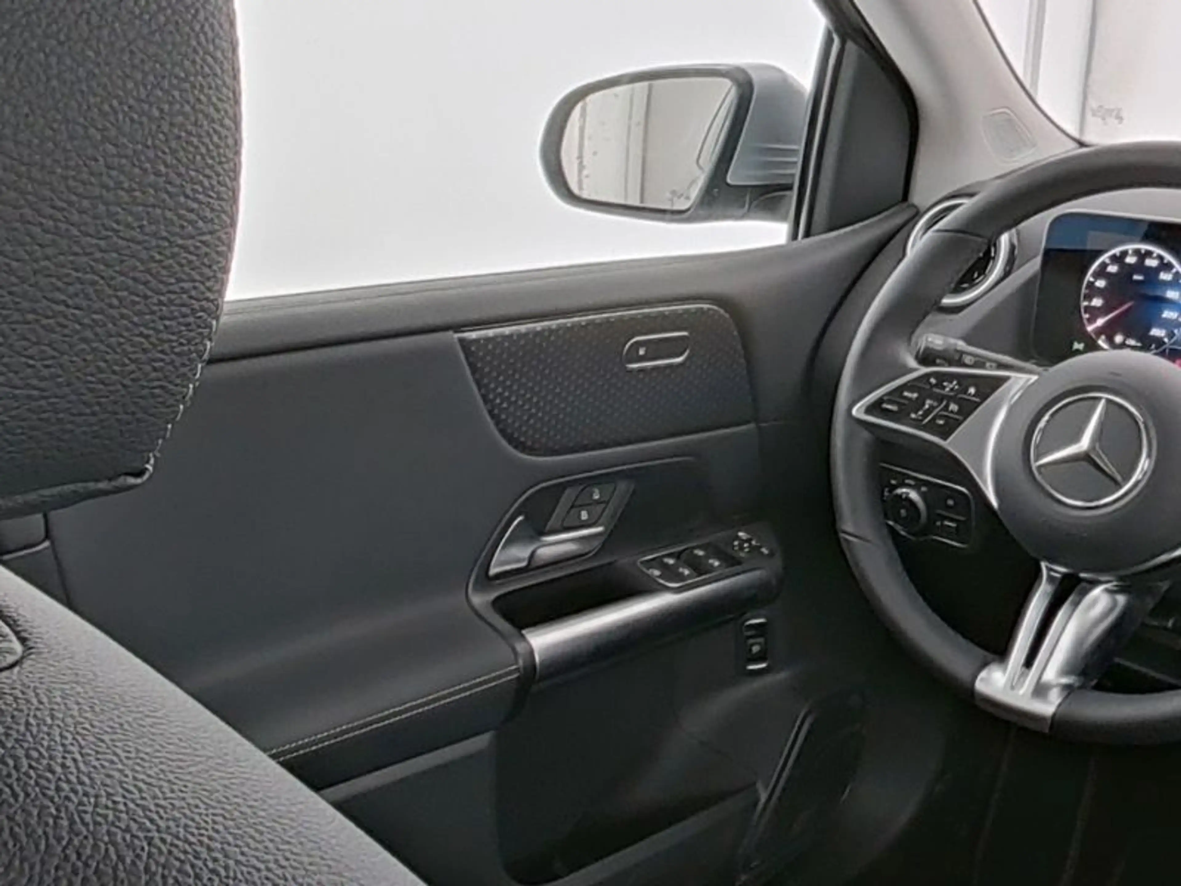 Mercedes-Benz B 180 d Progressive Adv Volldigital Easypack RFK — photo 8