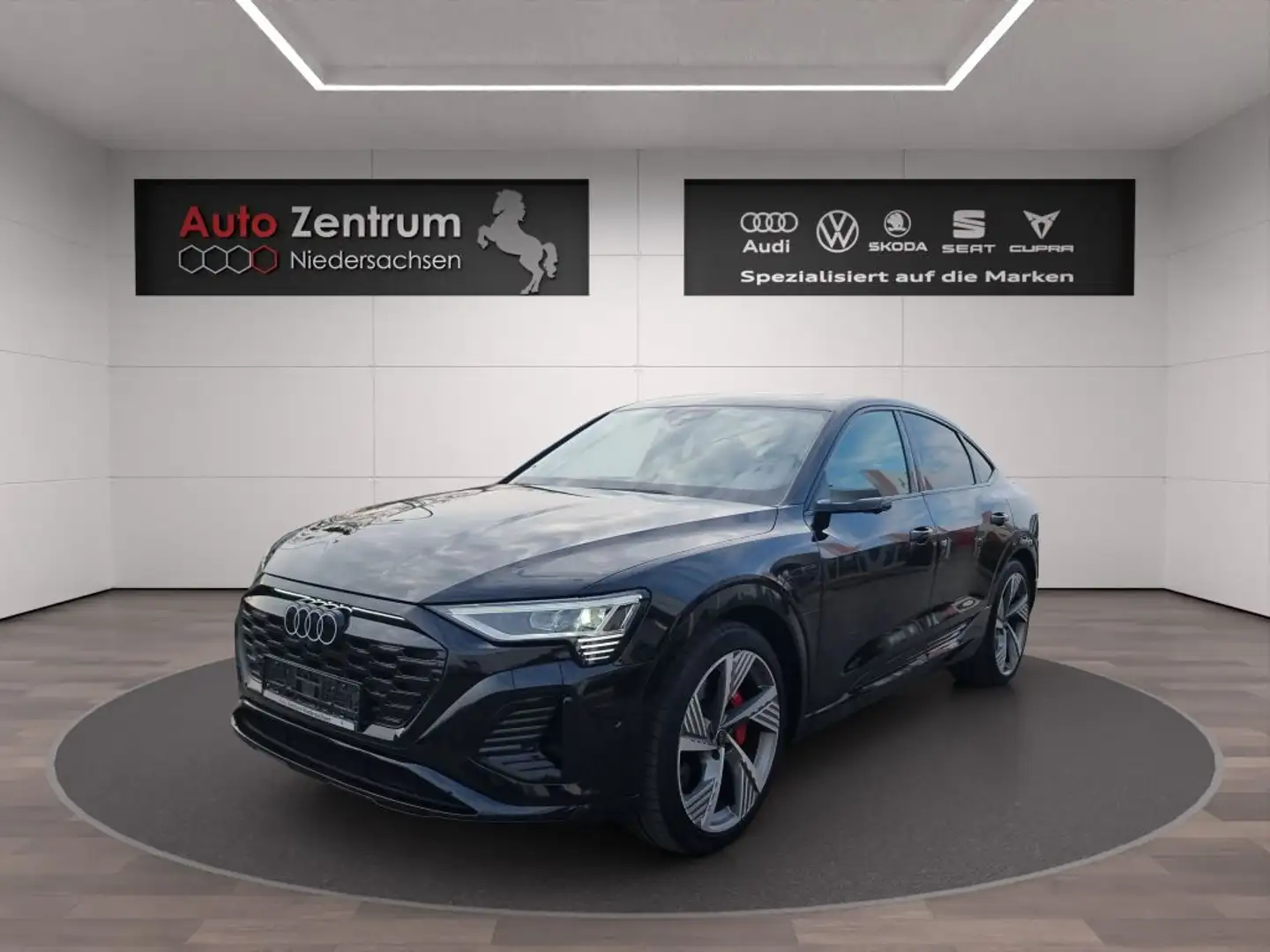 Audi Q8 e-tron Sportback 55 quat S line PANO*StandHz*Virt-Spiegel Schwarz - 1