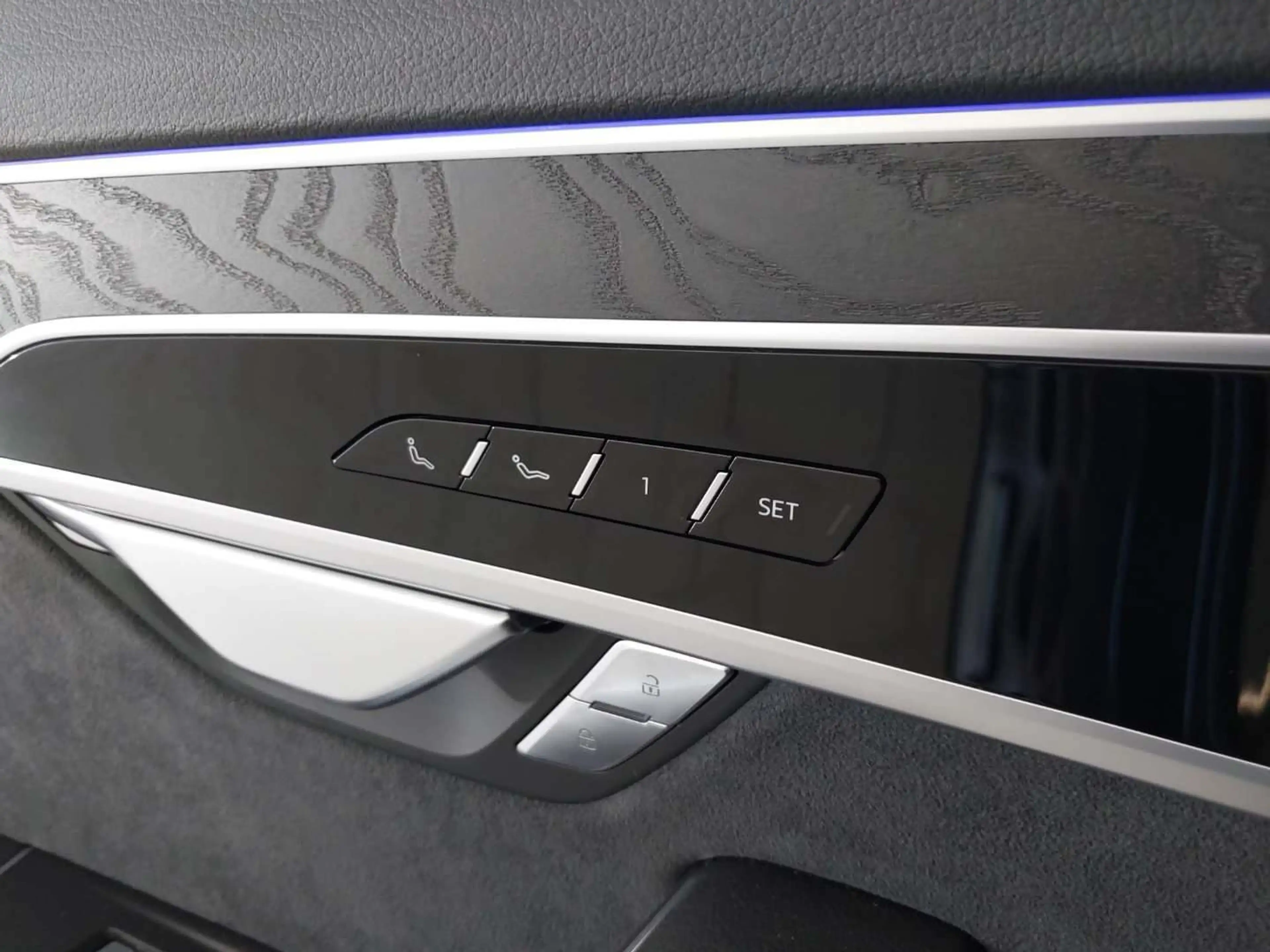Audi A8 60 TFSIe LANG Facelift 4xMassage B&= HuD SoftClose ACC 360 21 — photo 13