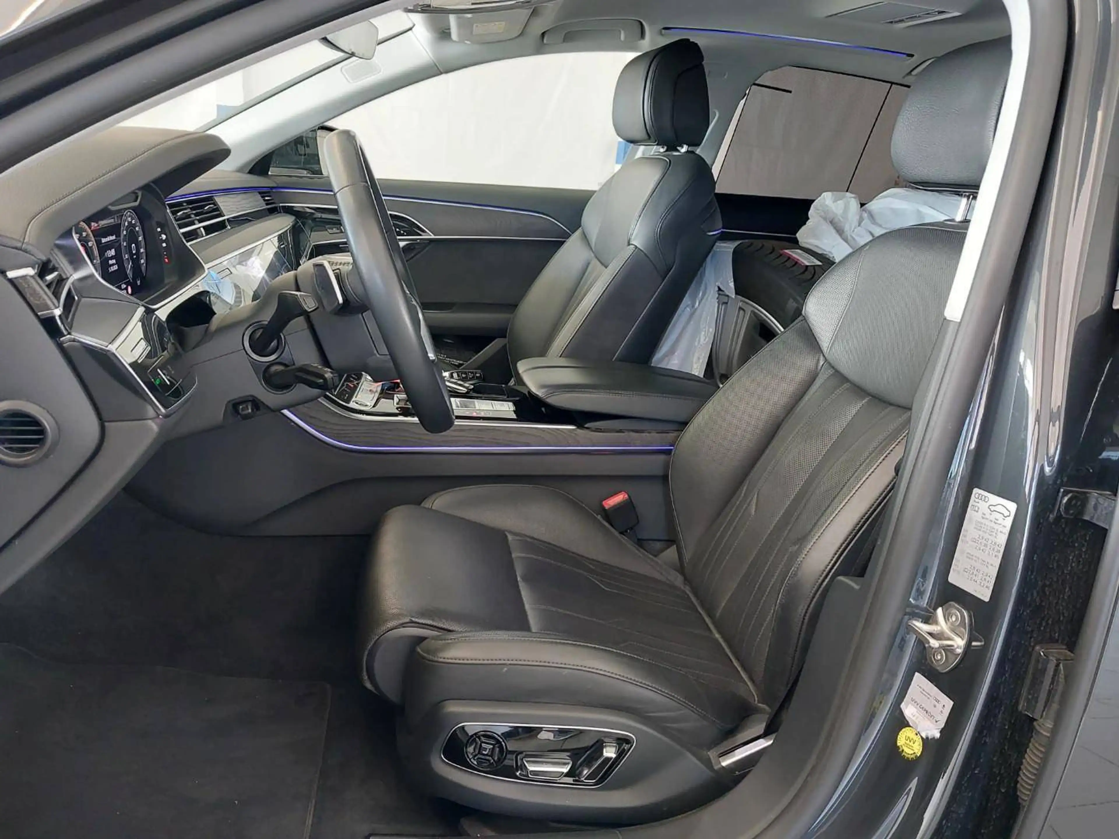 Audi A8 60 TFSIe LANG Facelift 4xMassage B&= HuD SoftClose ACC 360 21 — photo 4