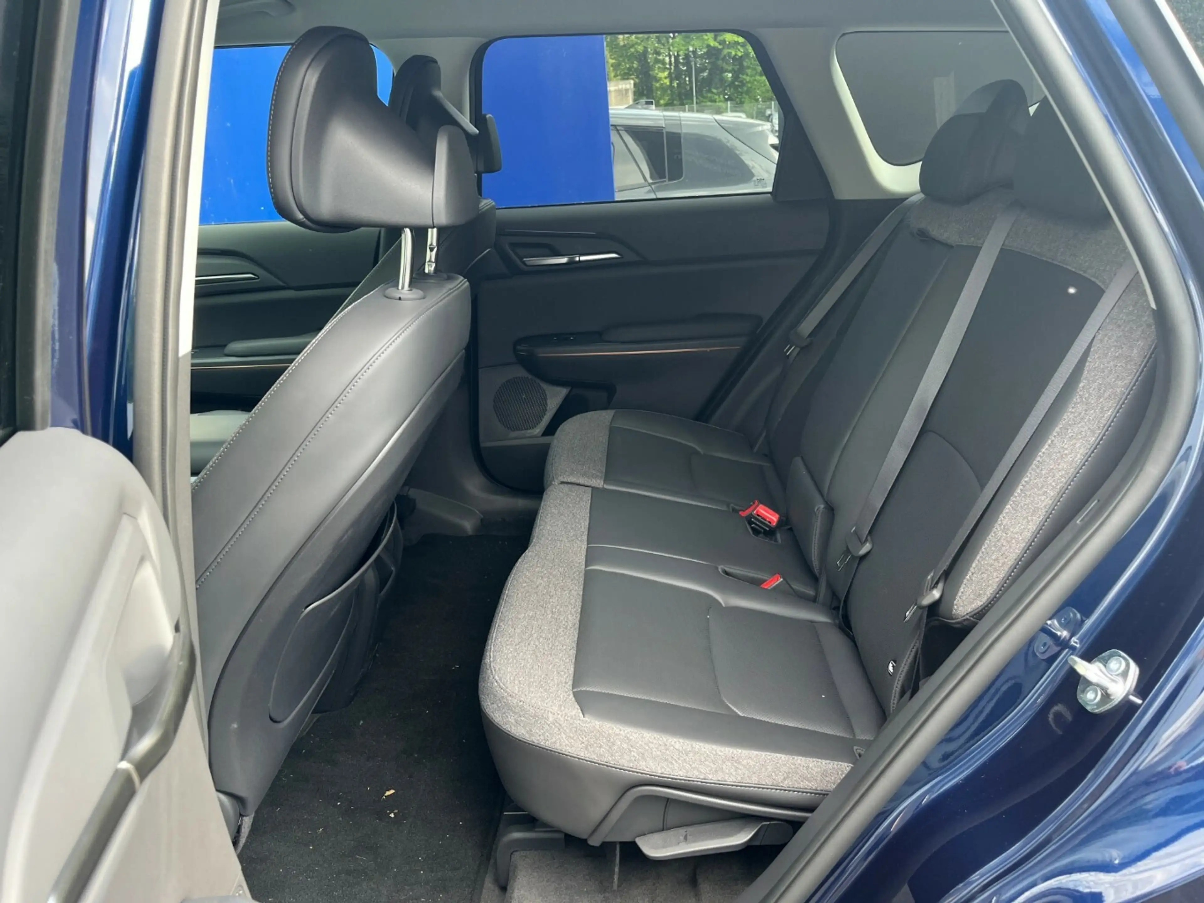 Kia EV5 160 kW Earth — photo 10