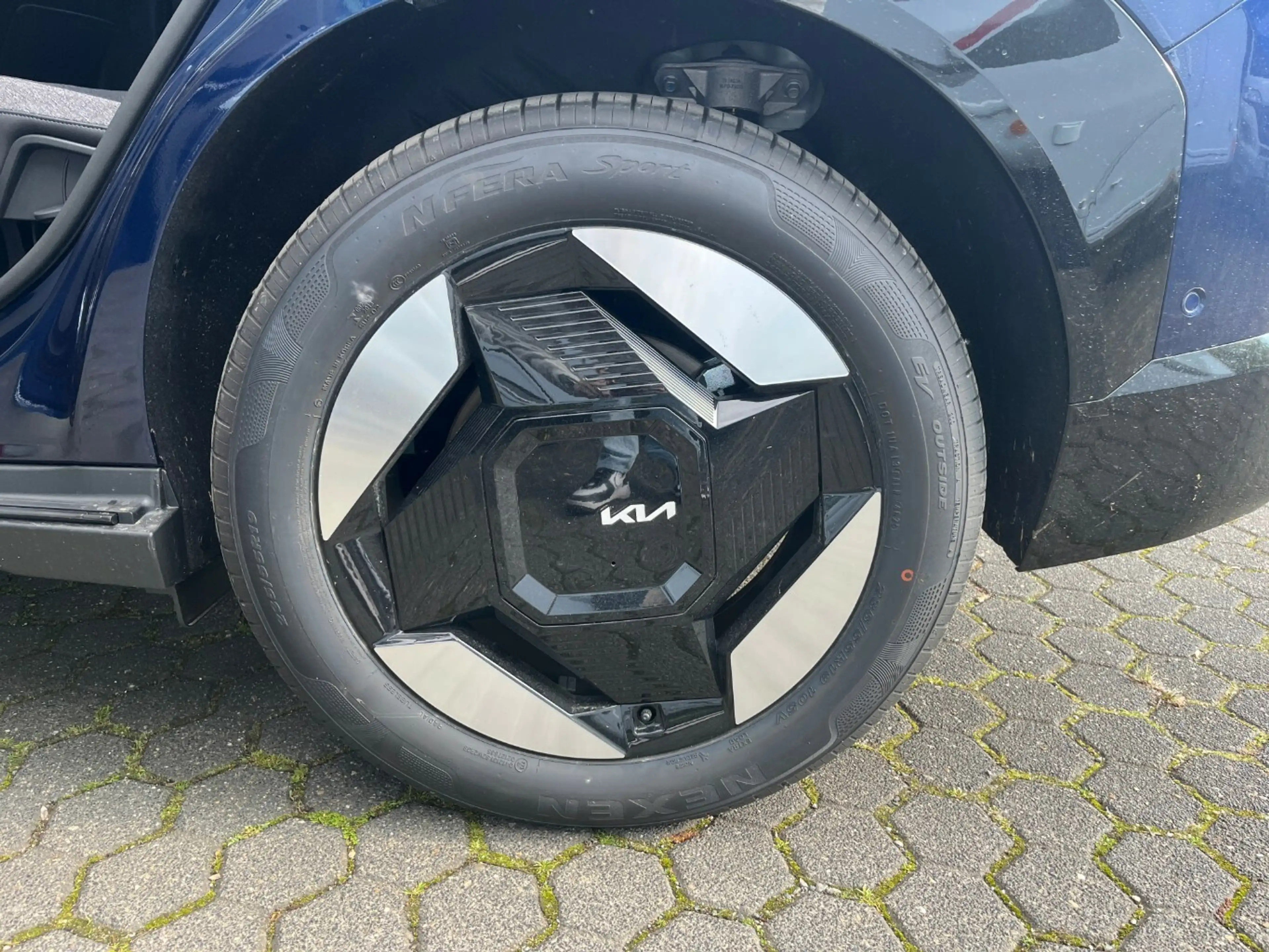 Kia EV5 160 kW Earth — photo 11