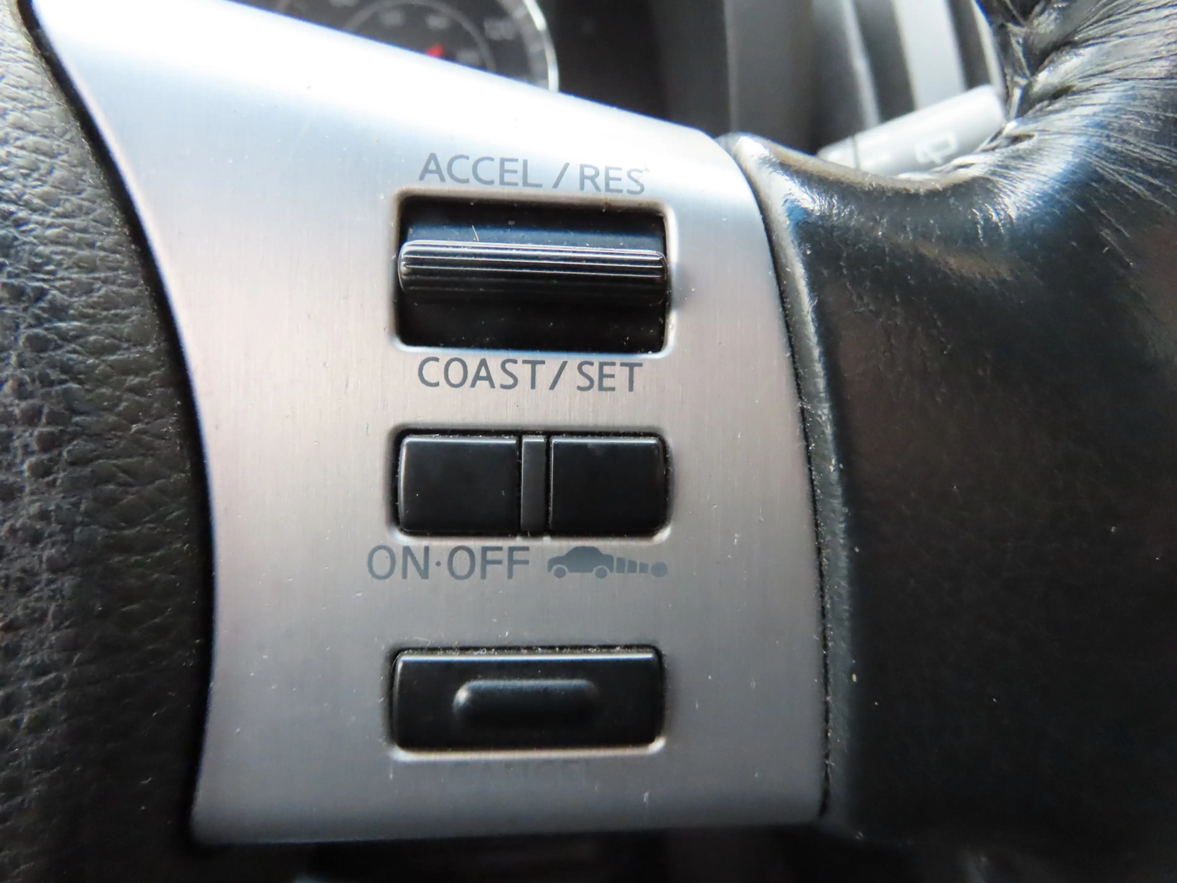 Infiniti FX 35 Carplay Leer Bose Audio Stoelverwarming Navigat — photo 21