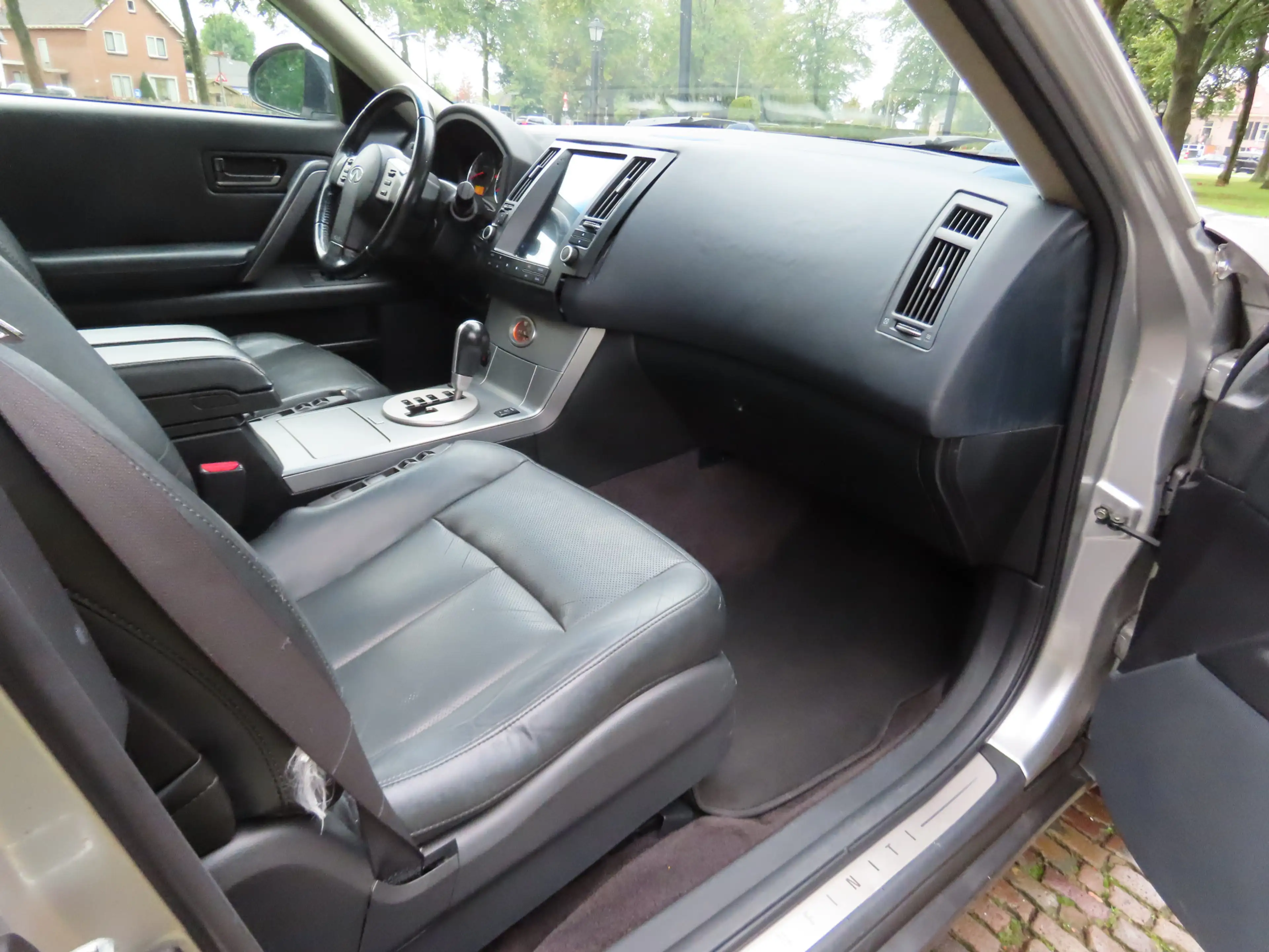 Infiniti FX 35 Carplay Leer Bose Audio Stoelverwarming Navigat — photo 9