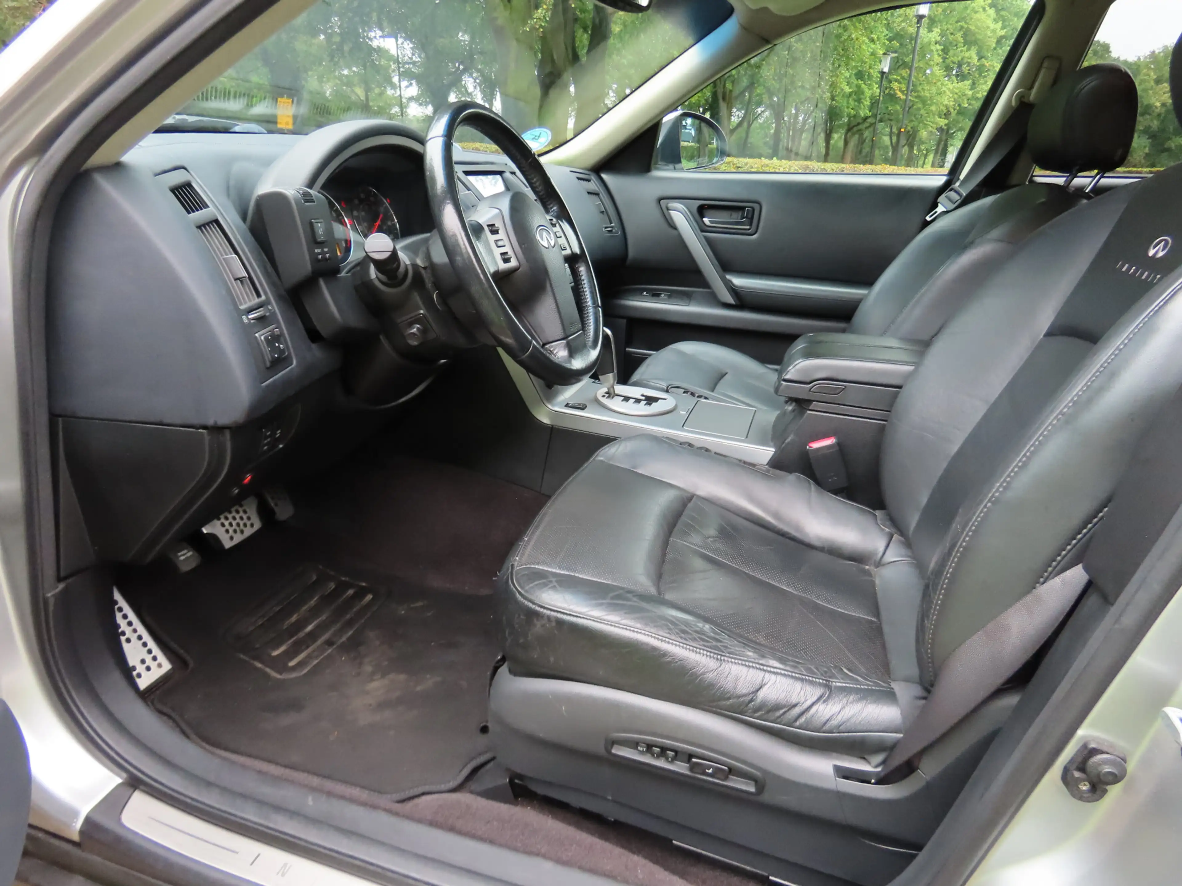 Infiniti FX 35 Carplay Leer Bose Audio Stoelverwarming Navigat — photo 8