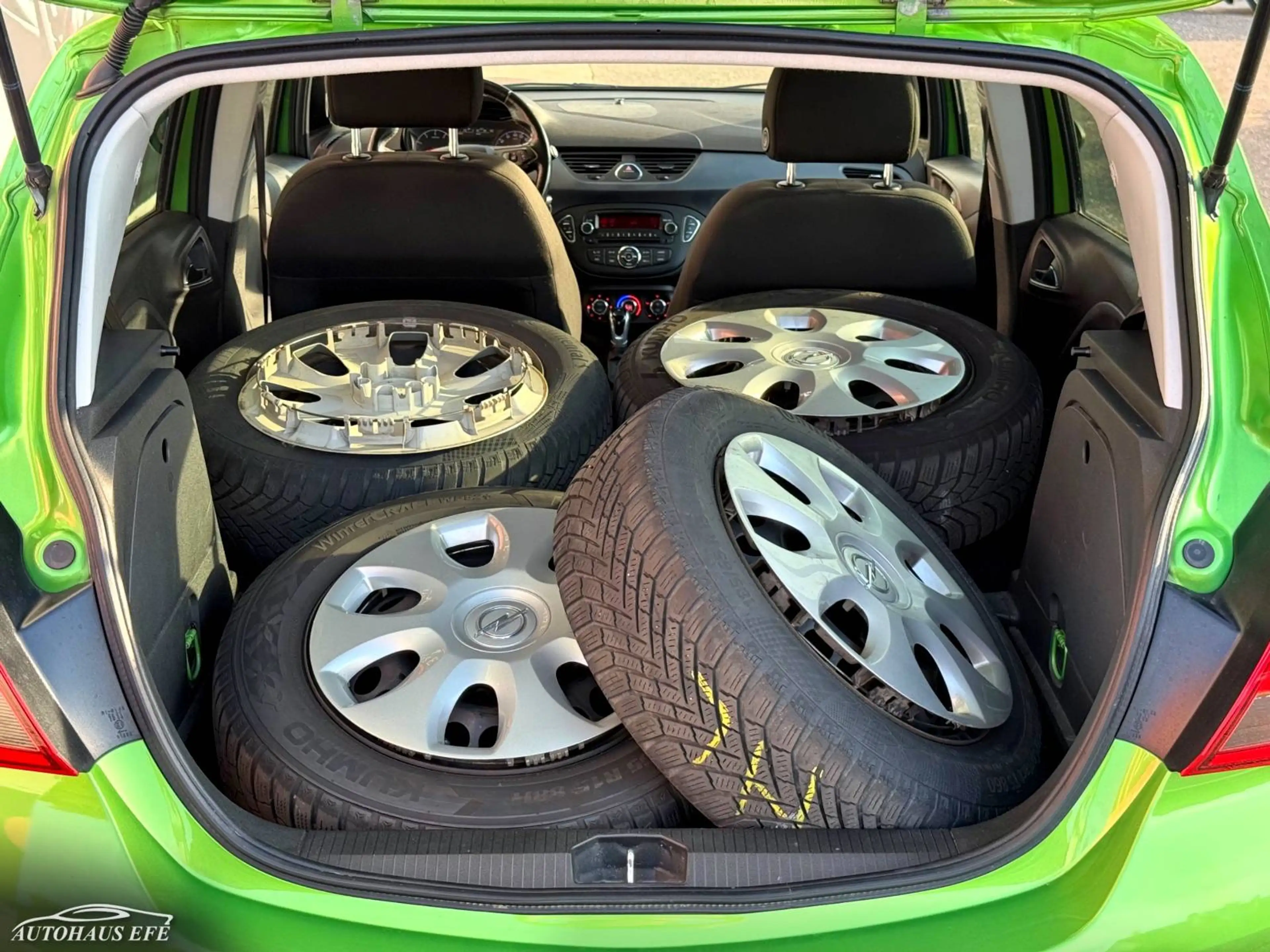 Opel Corsa 1.4 Edition AUTOMATIK/Standhzg/Tempomat/SHZ/LHZ/Klima/PDC/PARKASSISTENT/TOTWINKEL — photo 6