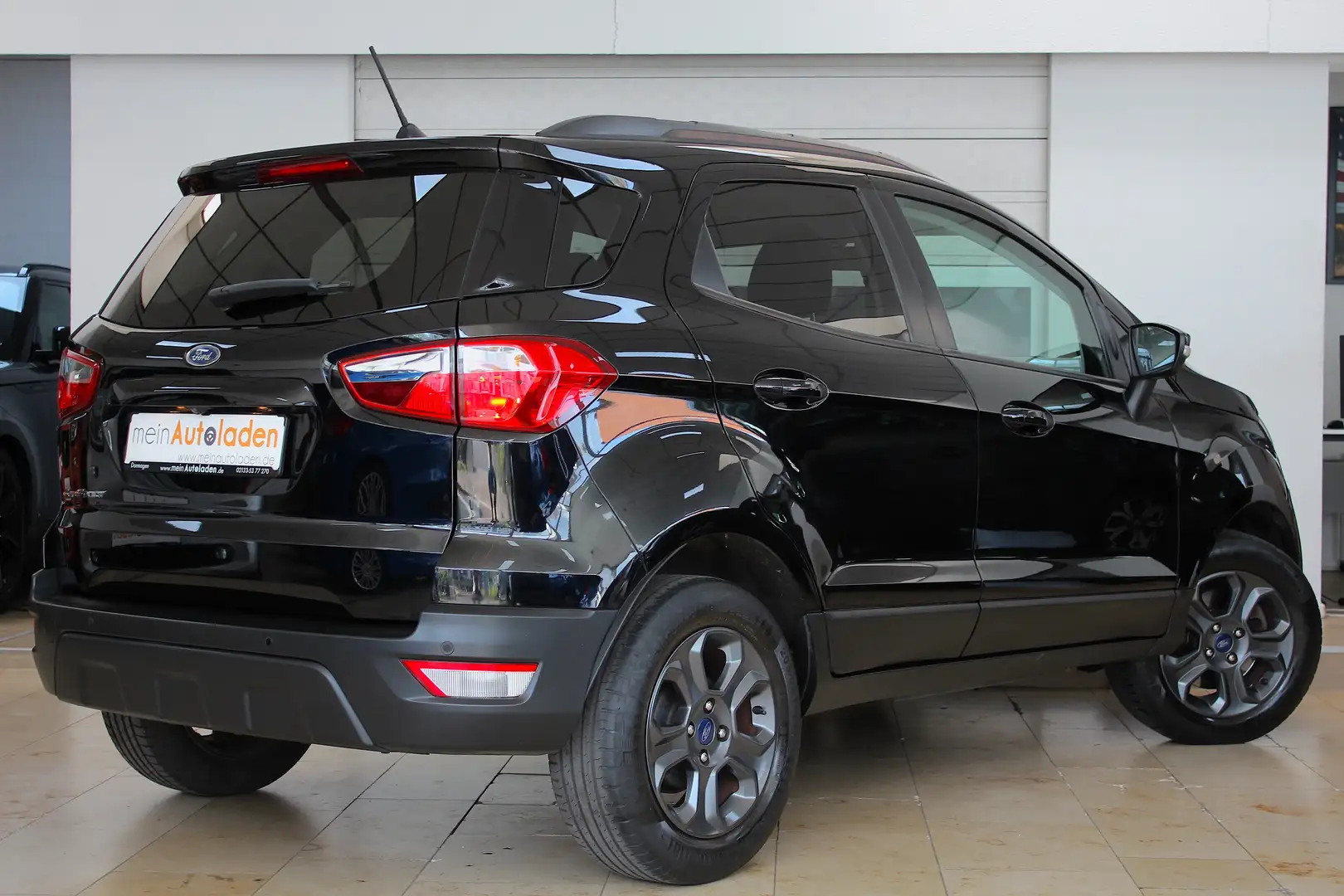 Ford EcoSport 1,0 Ecoboost Titanium *NAVI*KAMERA*LED*SHZ*PDC* Schwarz - 2